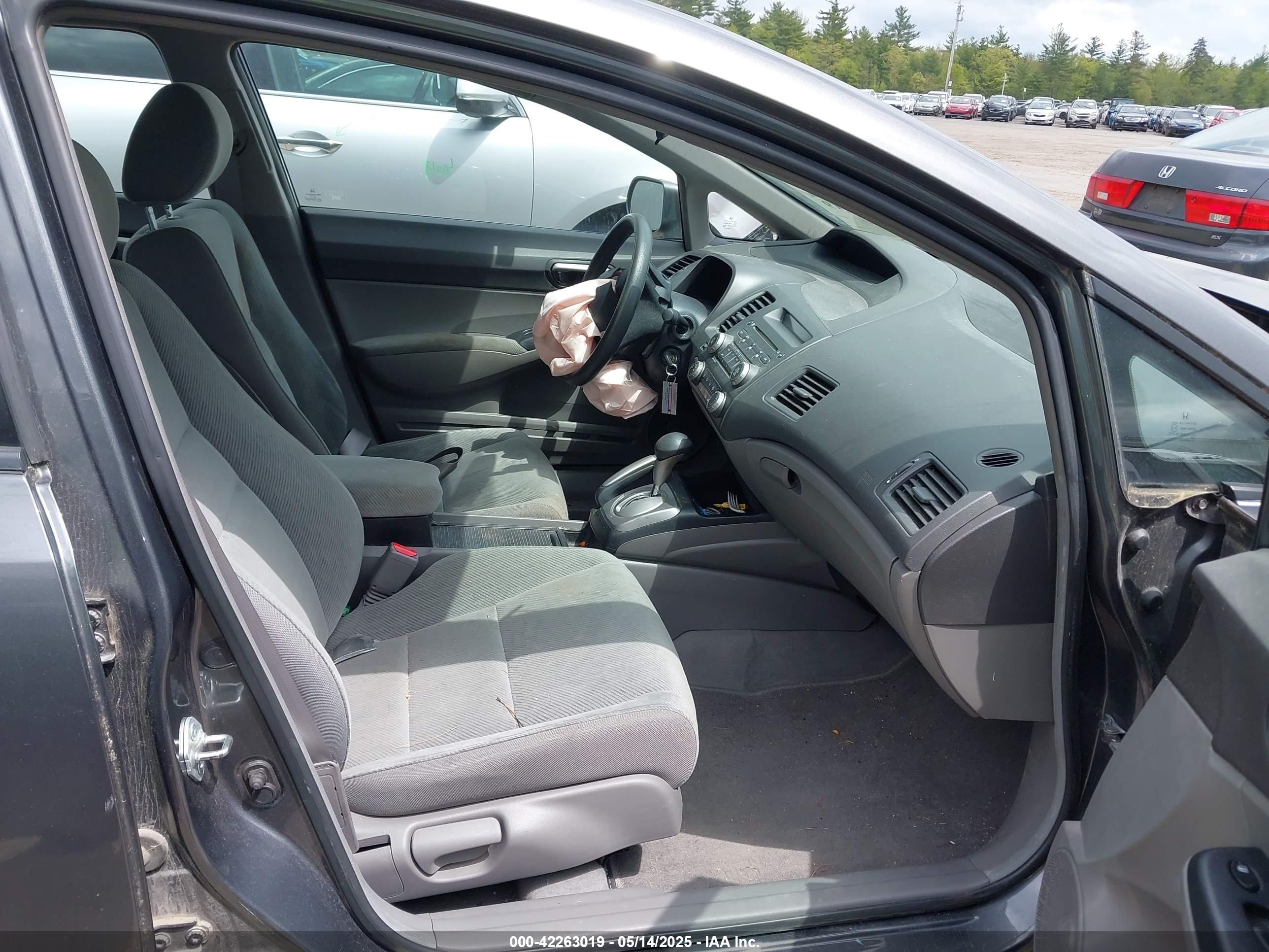 HONDA CIVIC image 5