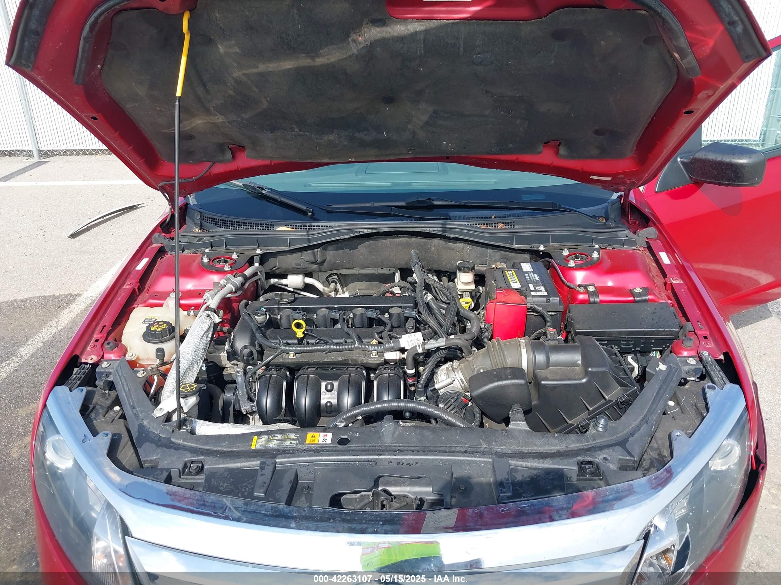 FORD FUSION image 10