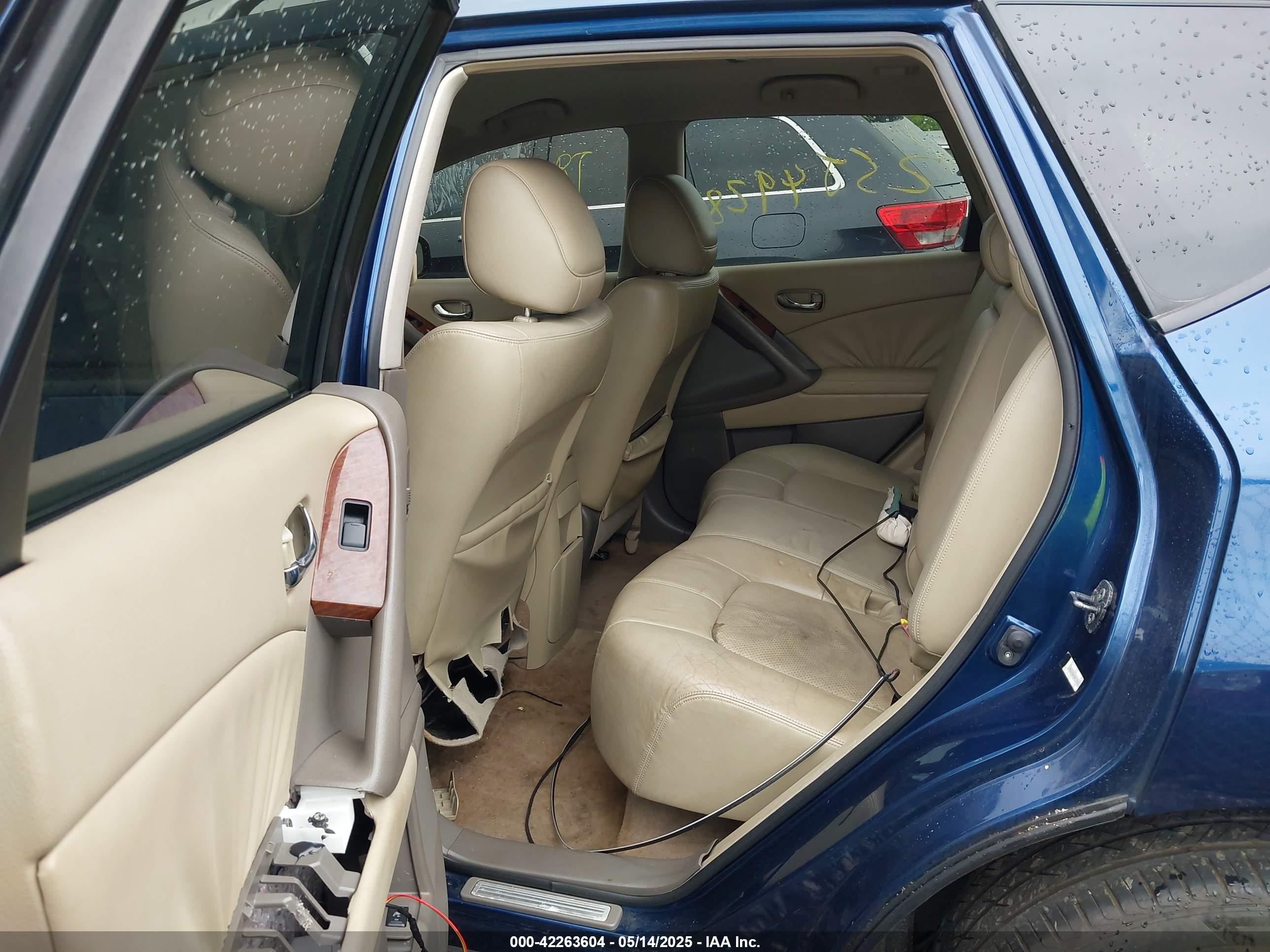 NISSAN MURANO image 8