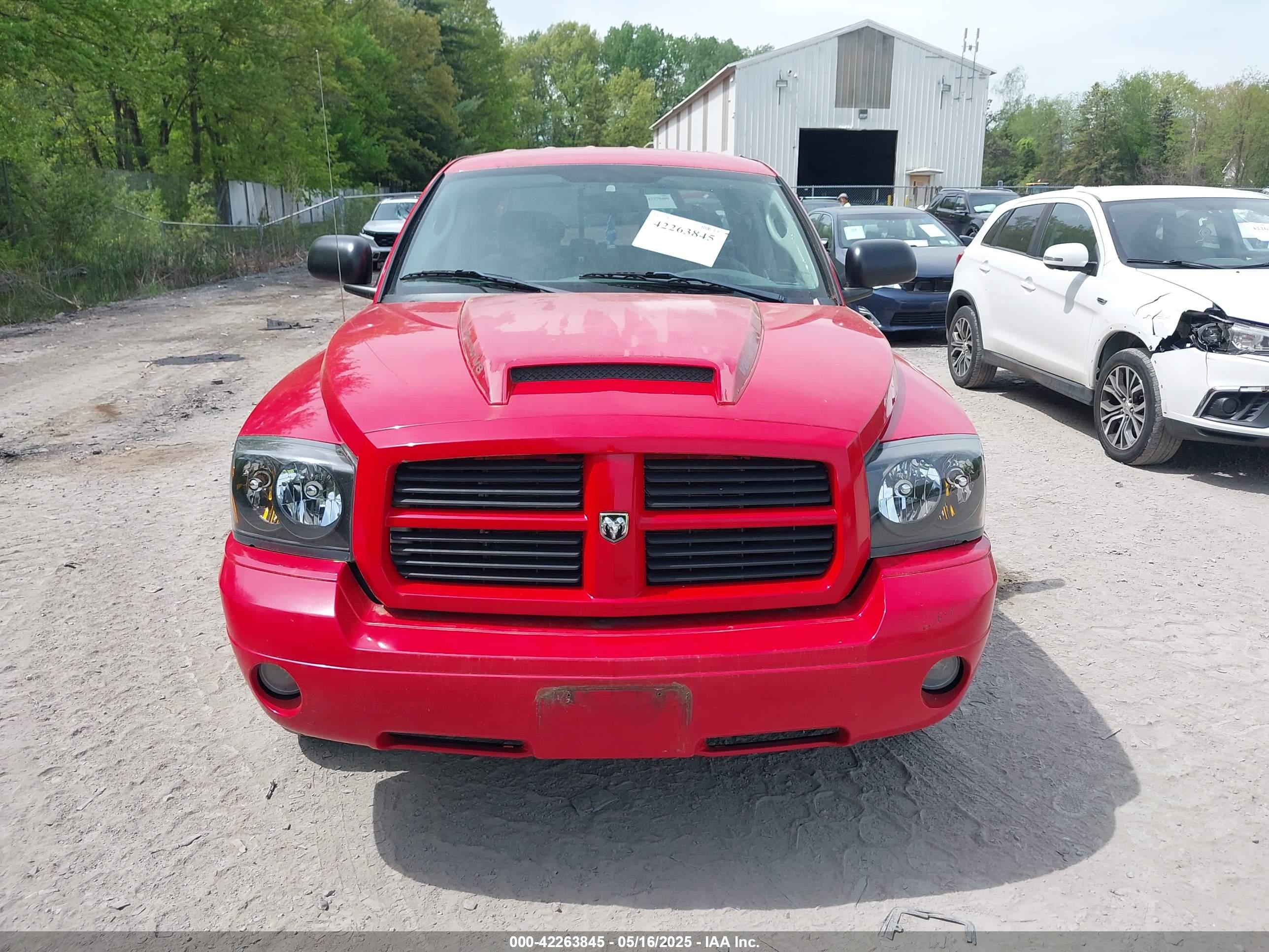 DODGE DAKOTA image 6