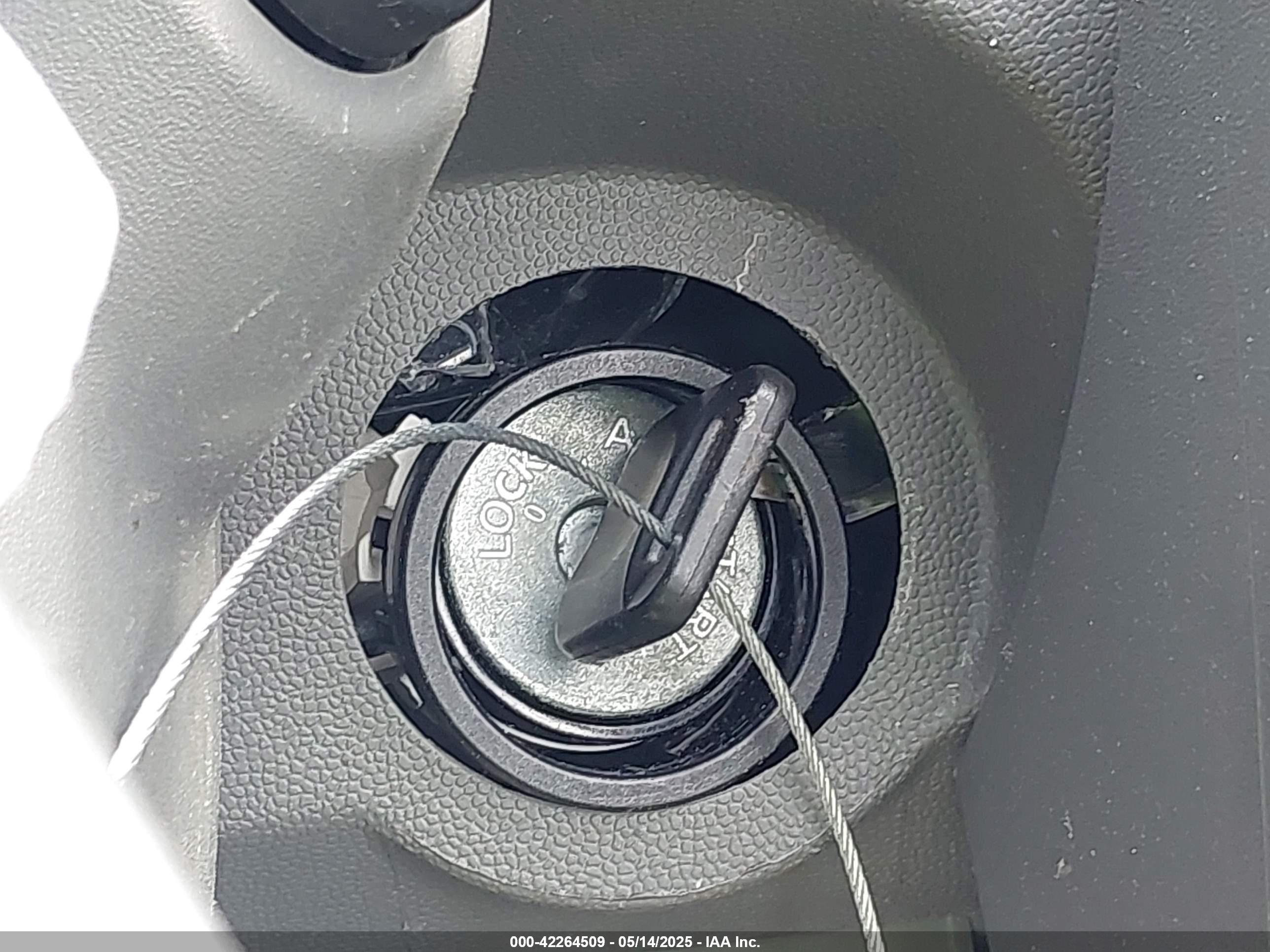 NISSAN FRONTIER image 11