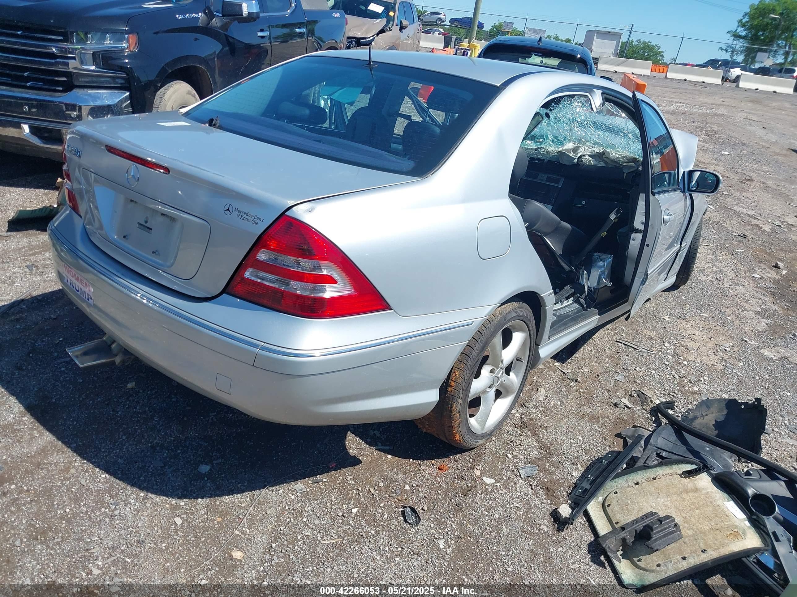 MERCEDES-BENZ C image 4