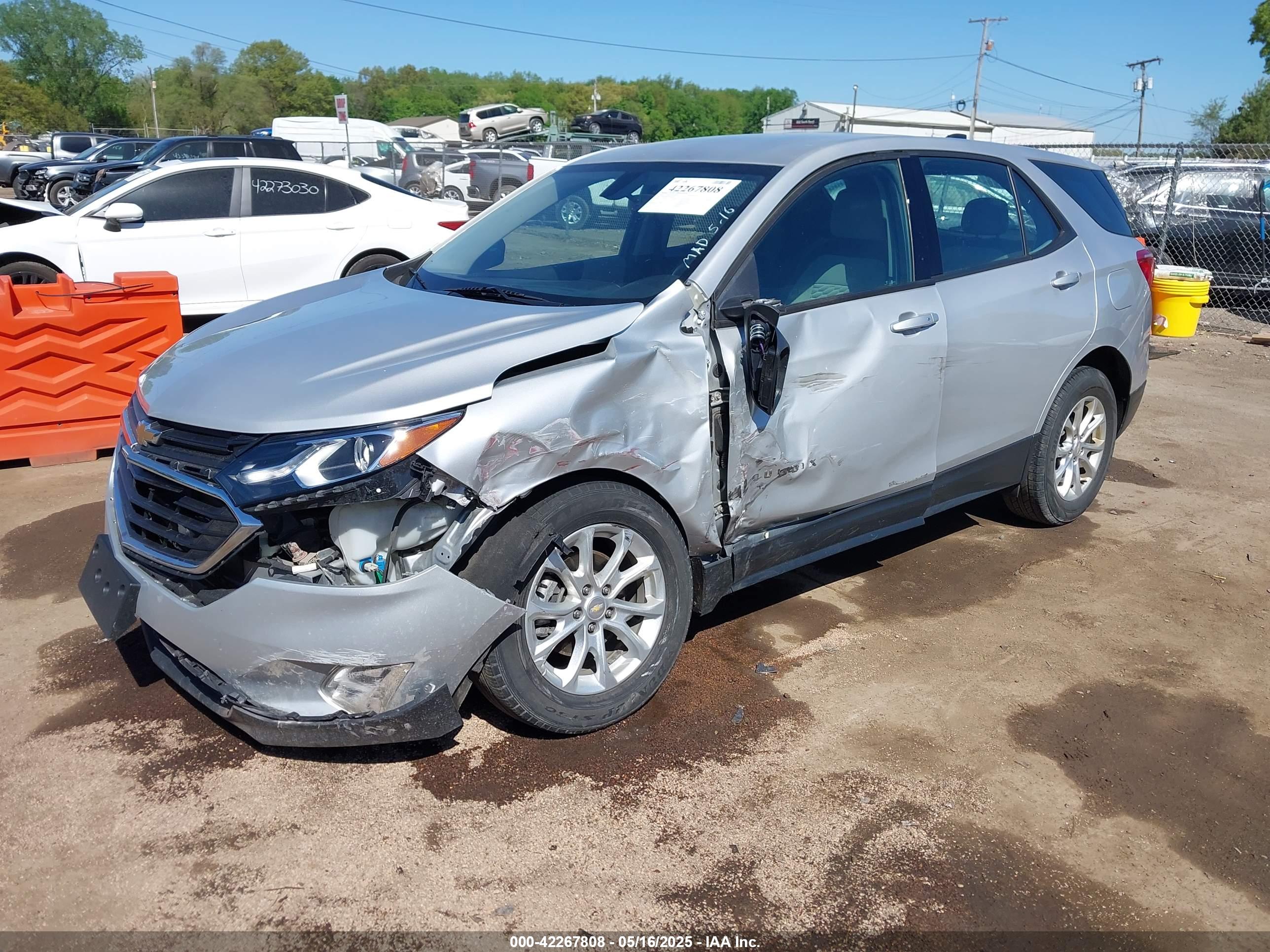 CHEVROLET EQUINOX image 2
