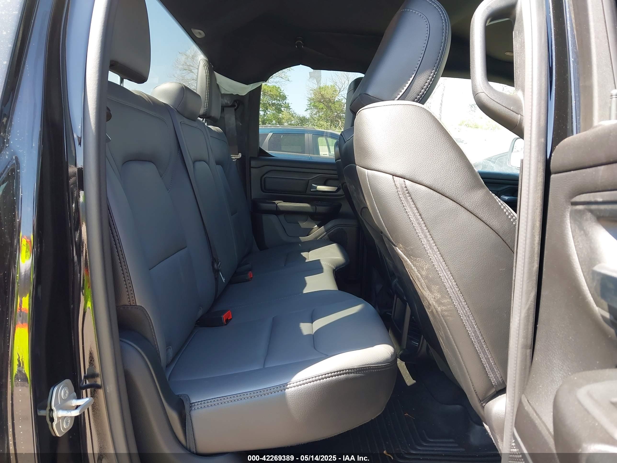 RAM 1500 image 8