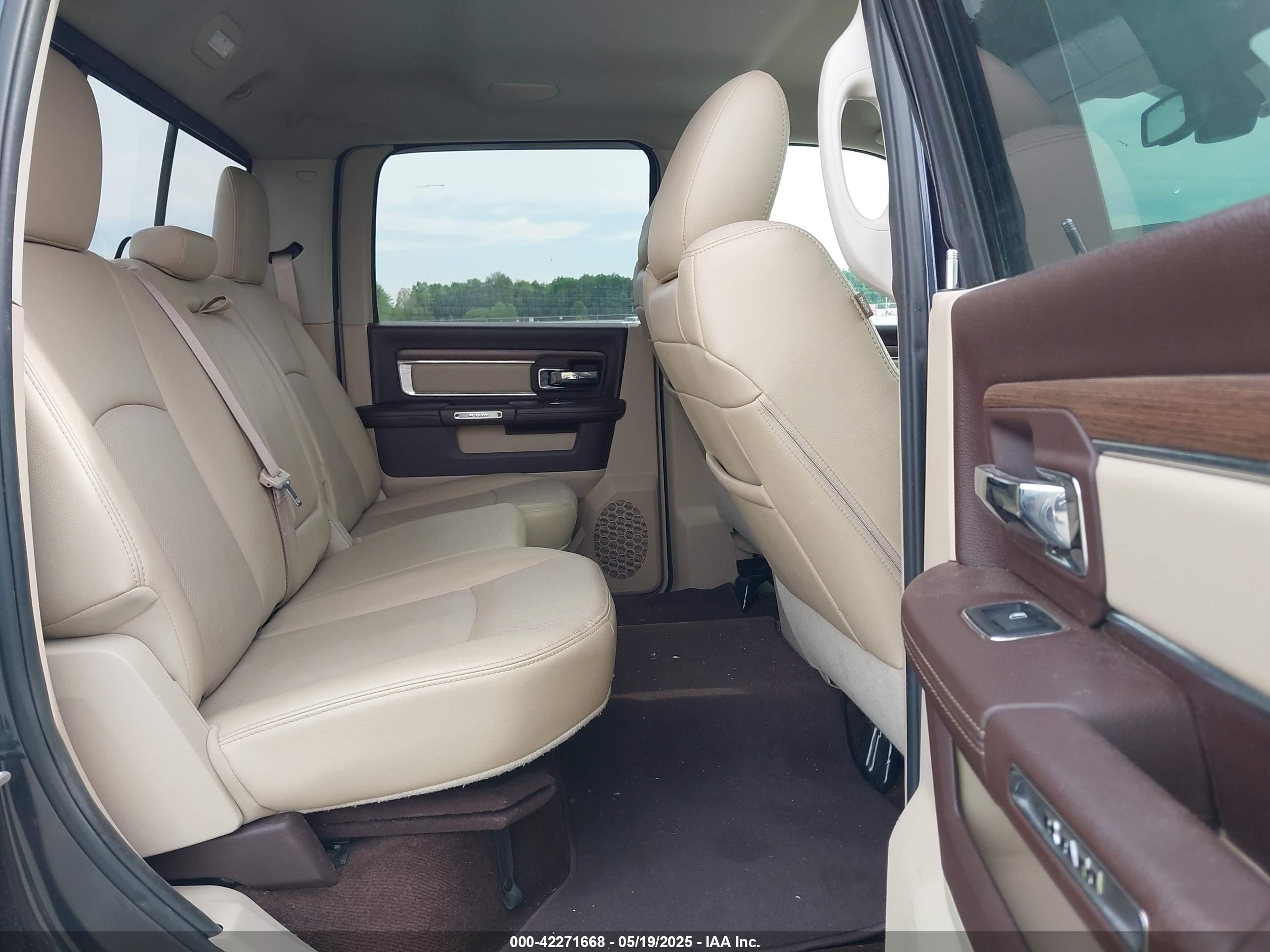 RAM 1500 image 8