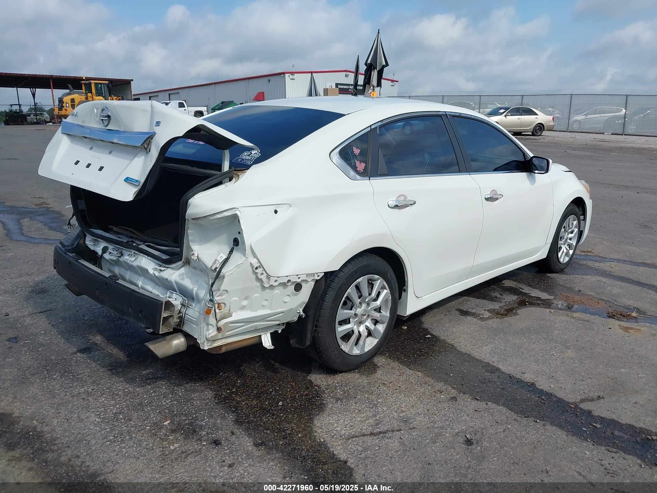 NISSAN ALTIMA image 4