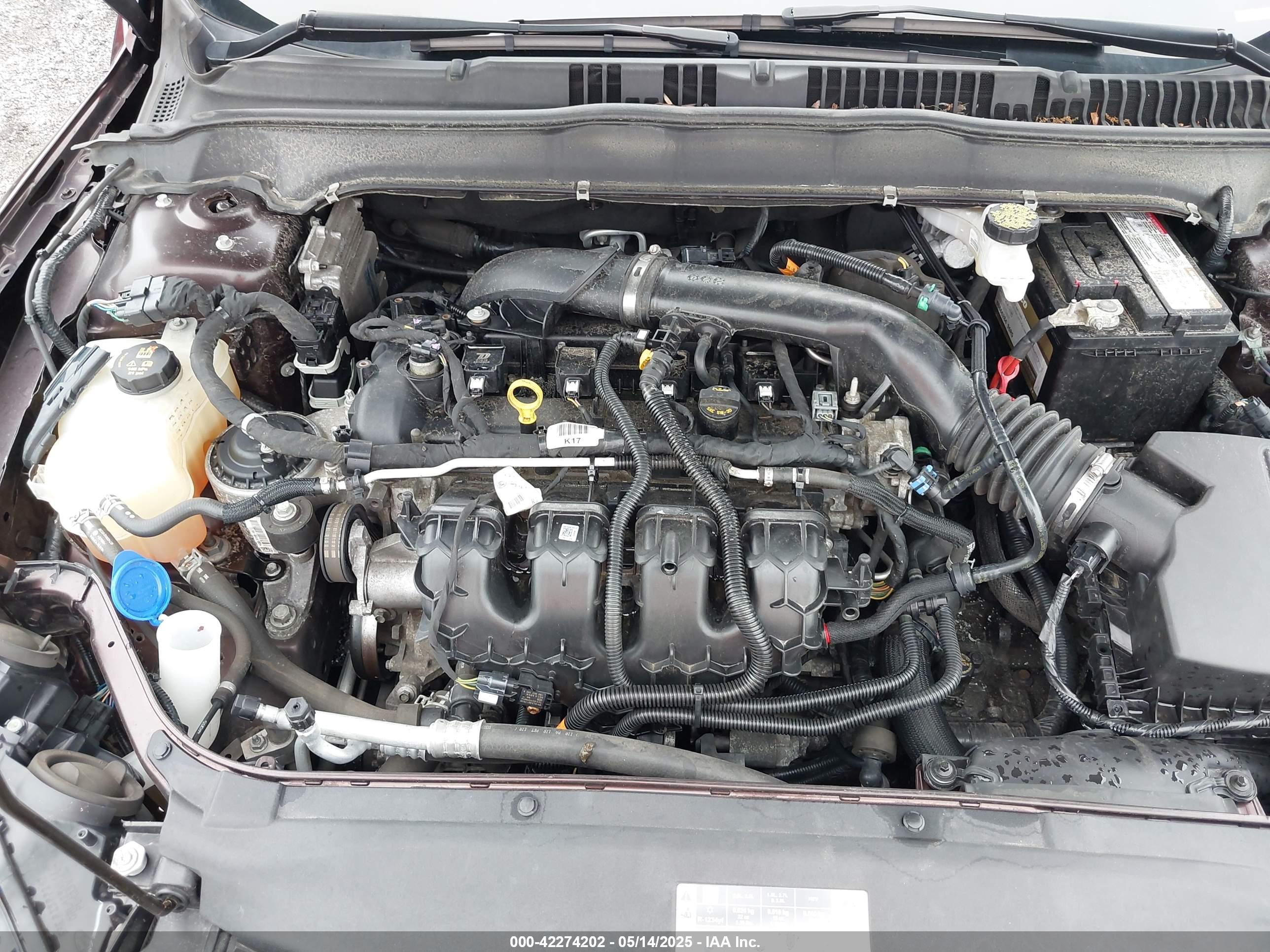 FORD FUSION image 10