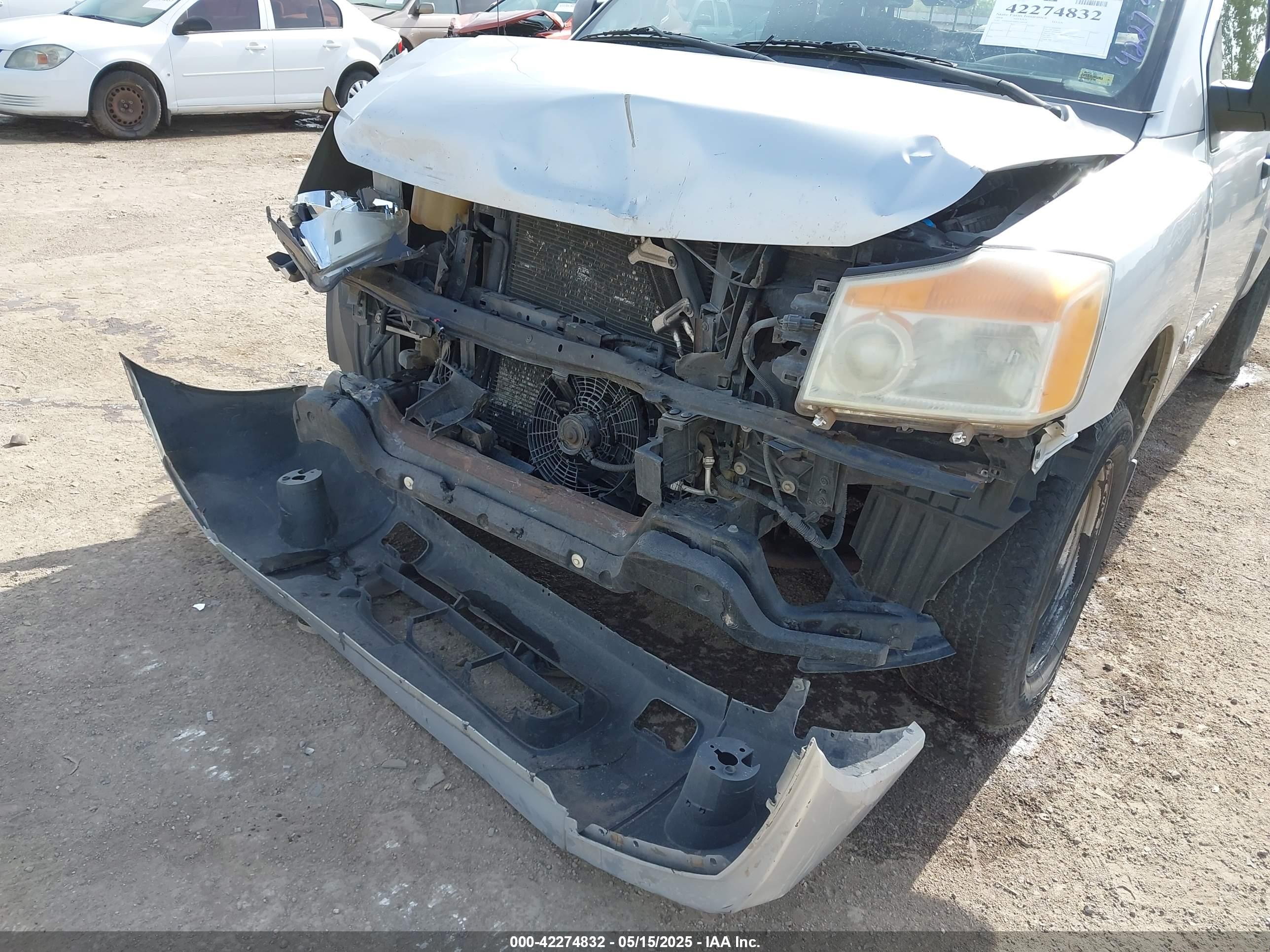 NISSAN TITAN image 6