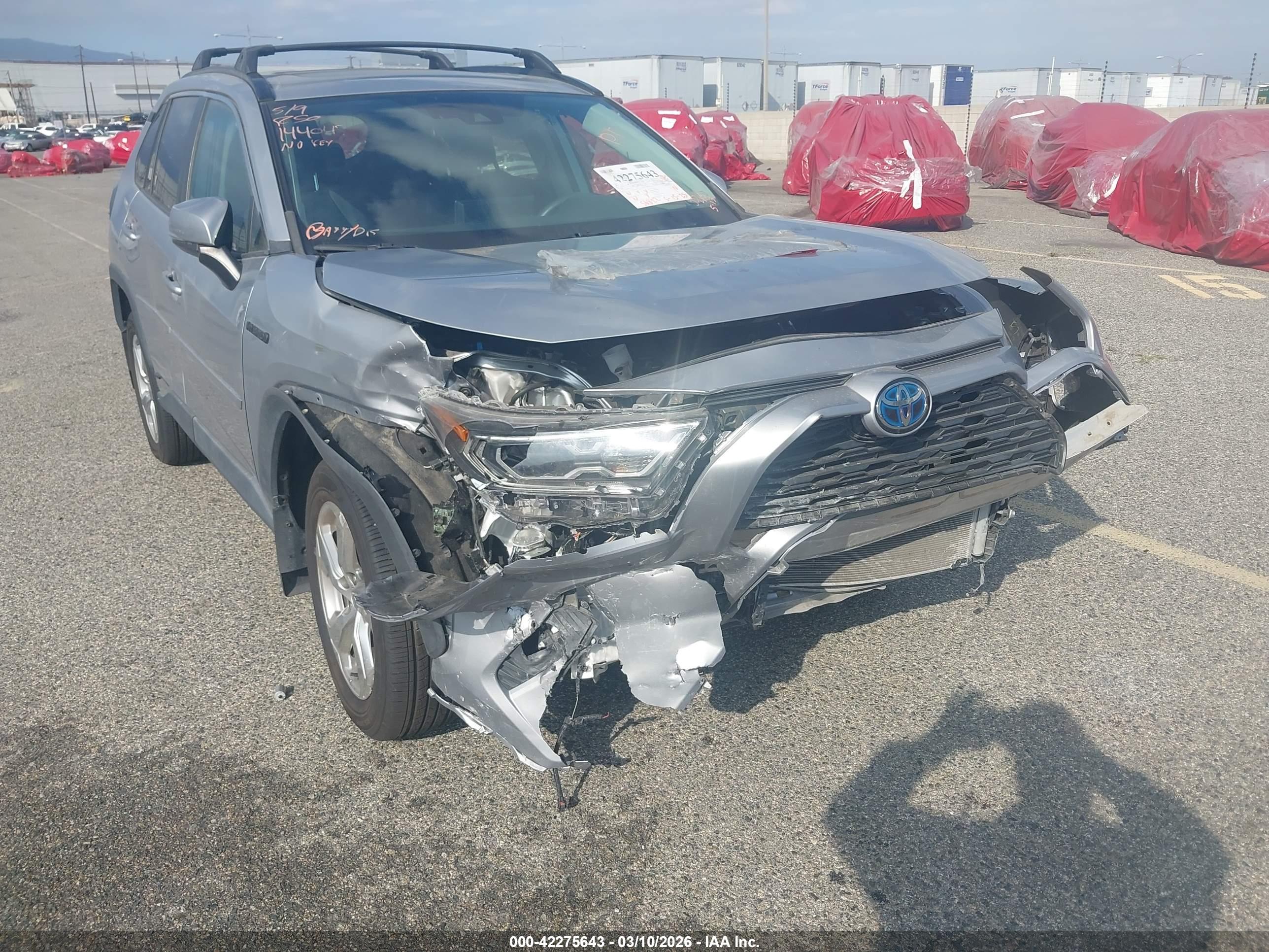 TOYOTA RAV4 image 6