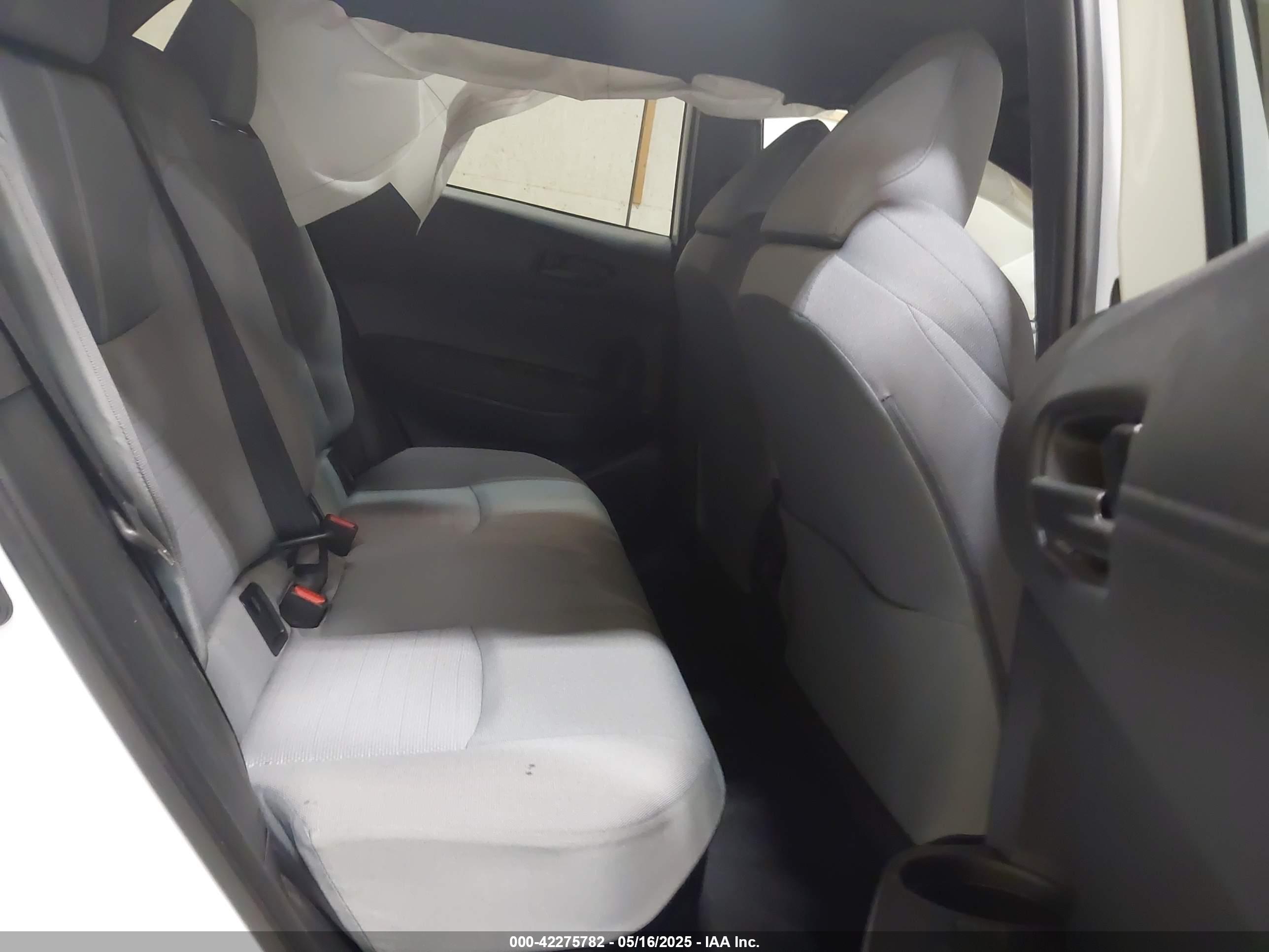 TOYOTA COROLLA image 8