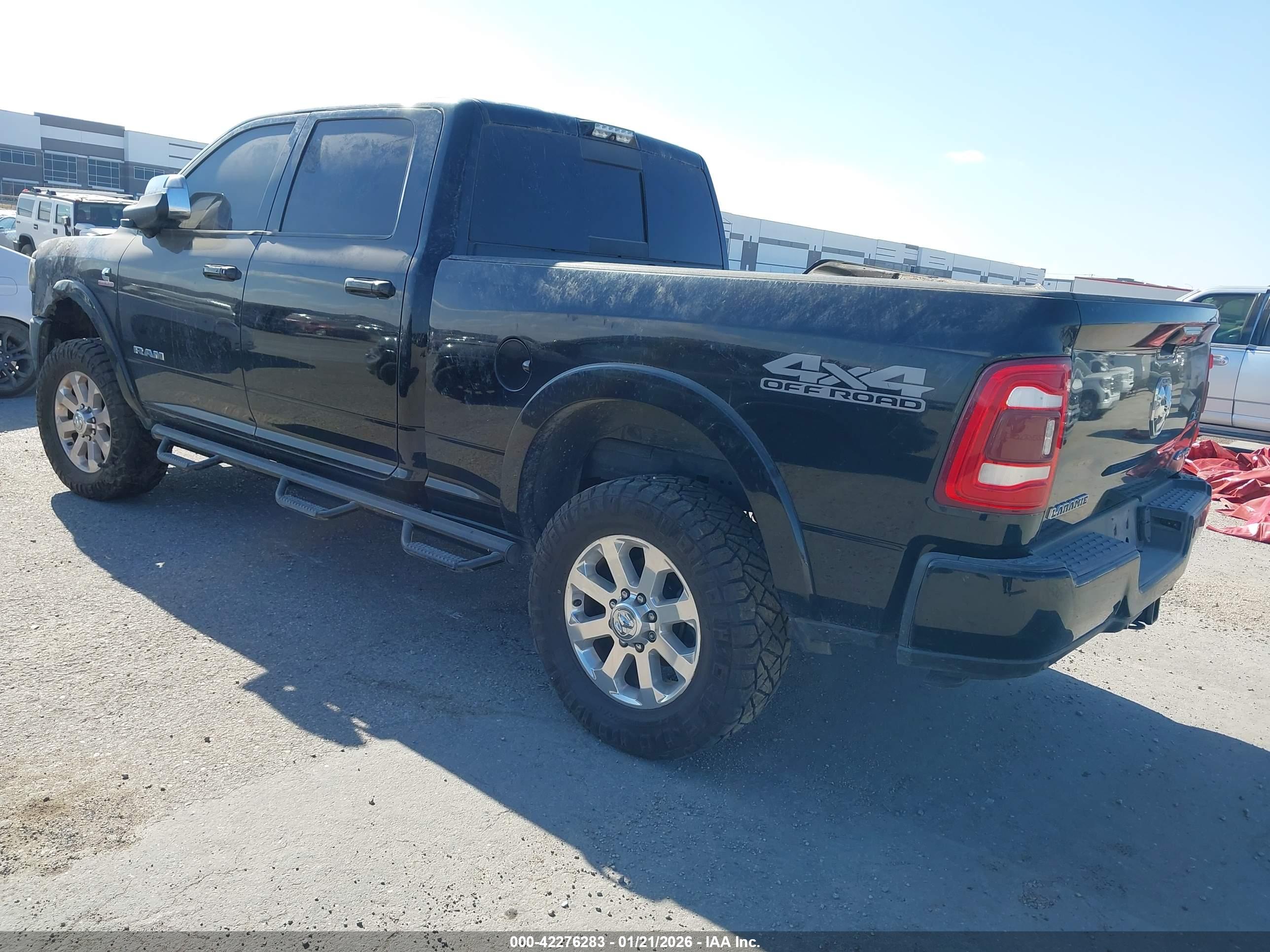 RAM 2500 image 3