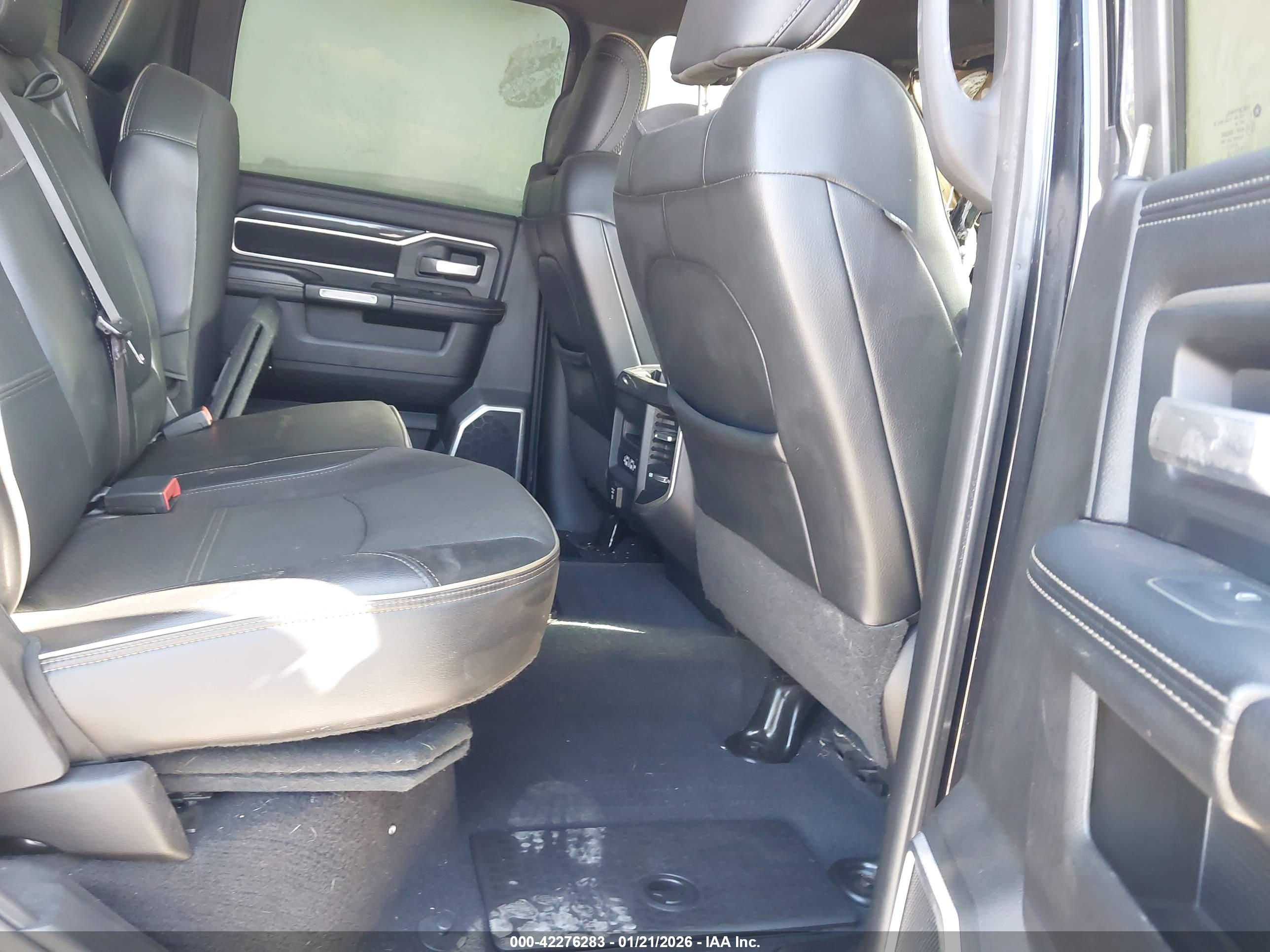 RAM 2500 image 8
