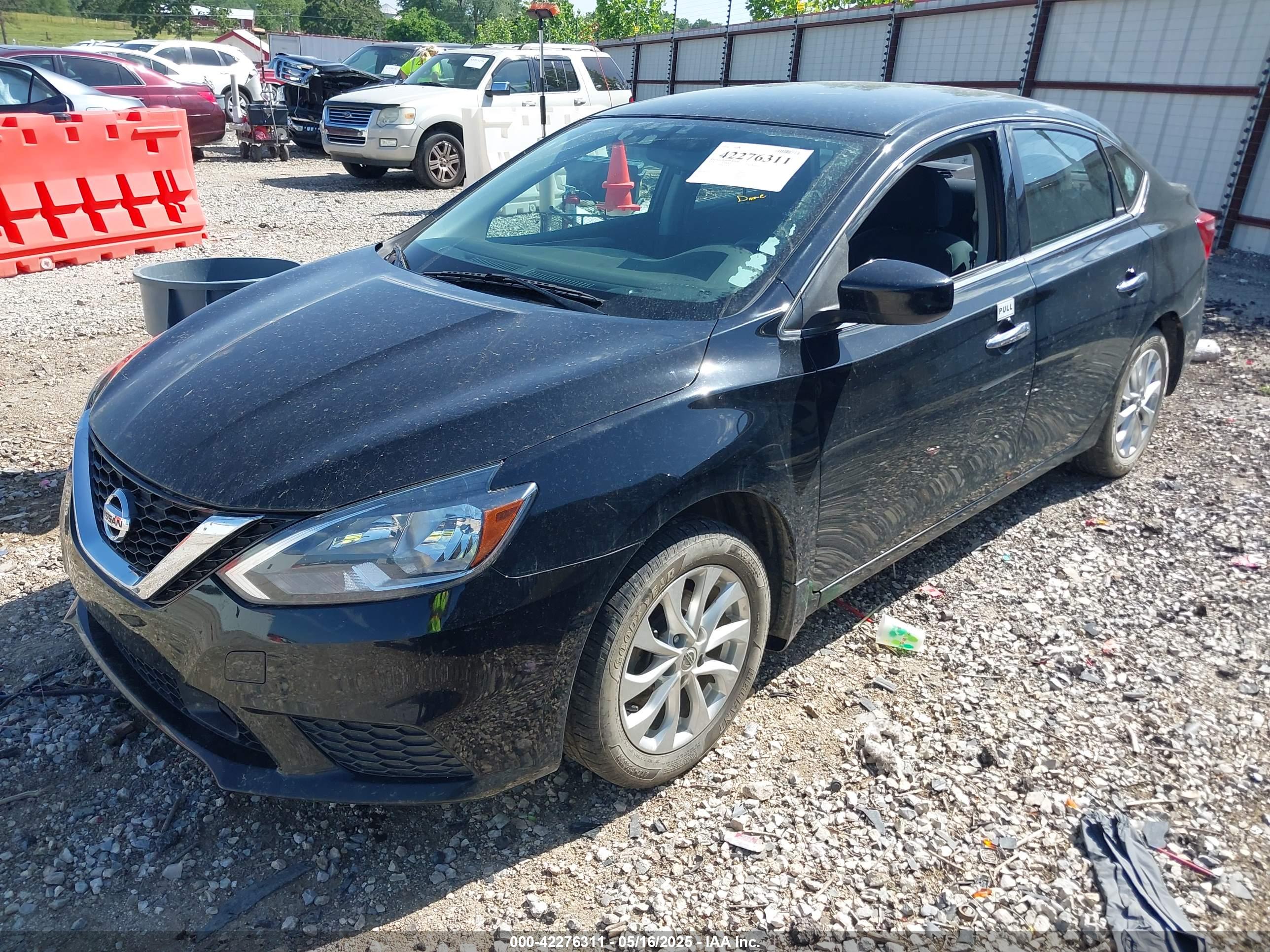 NISSAN SENTRA image 2
