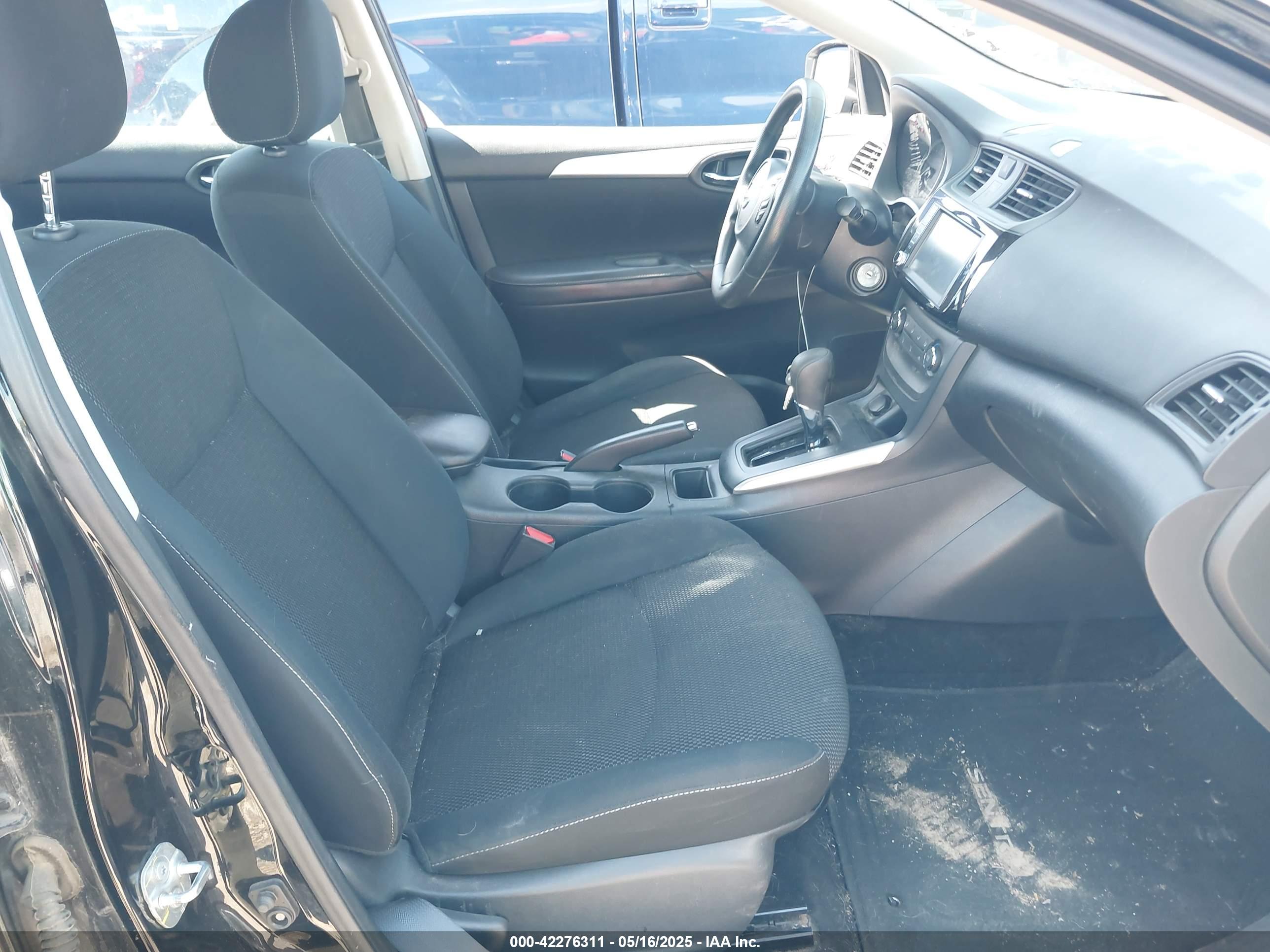 NISSAN SENTRA image 5
