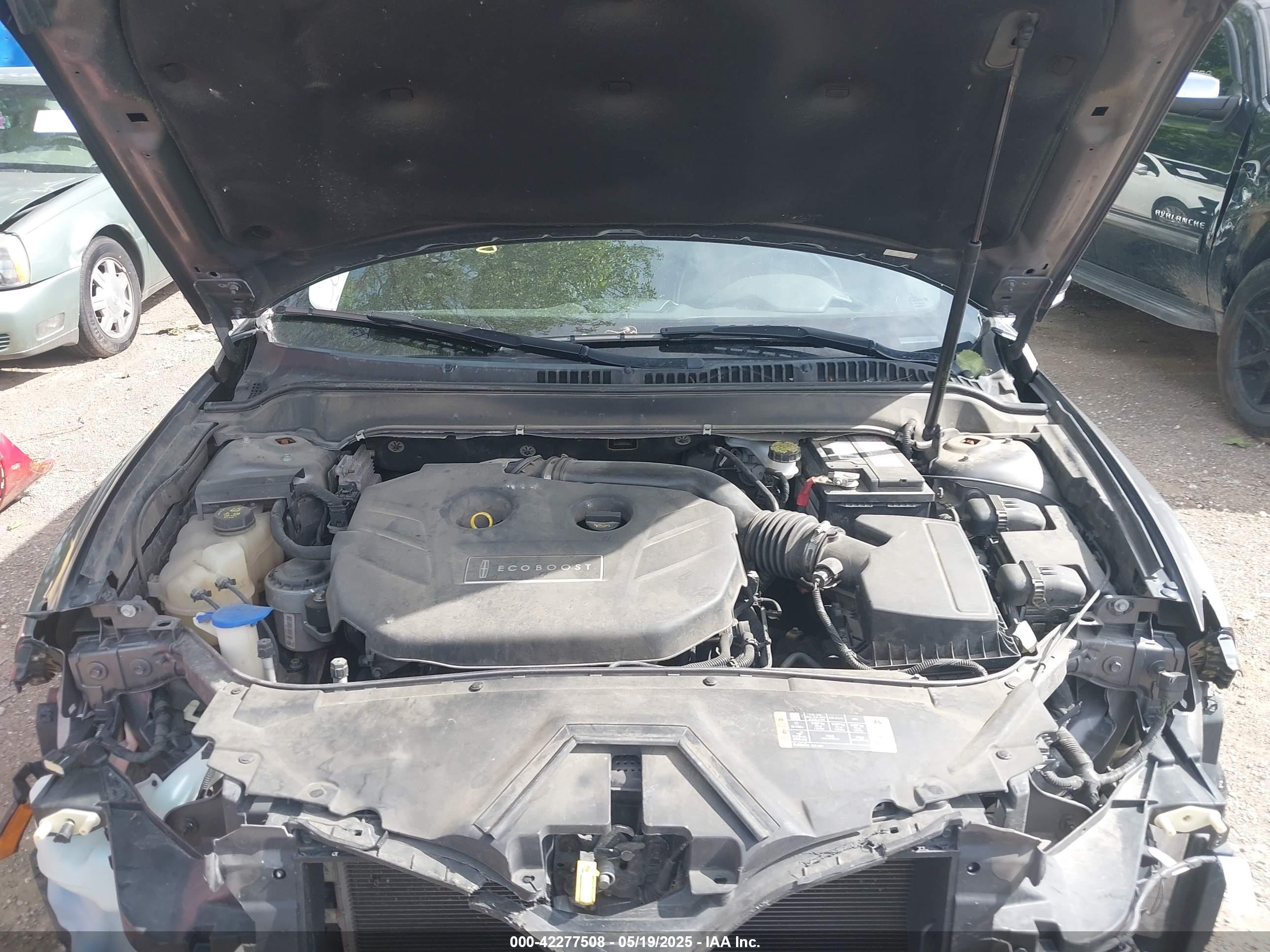 LINCOLN MKZ image 10