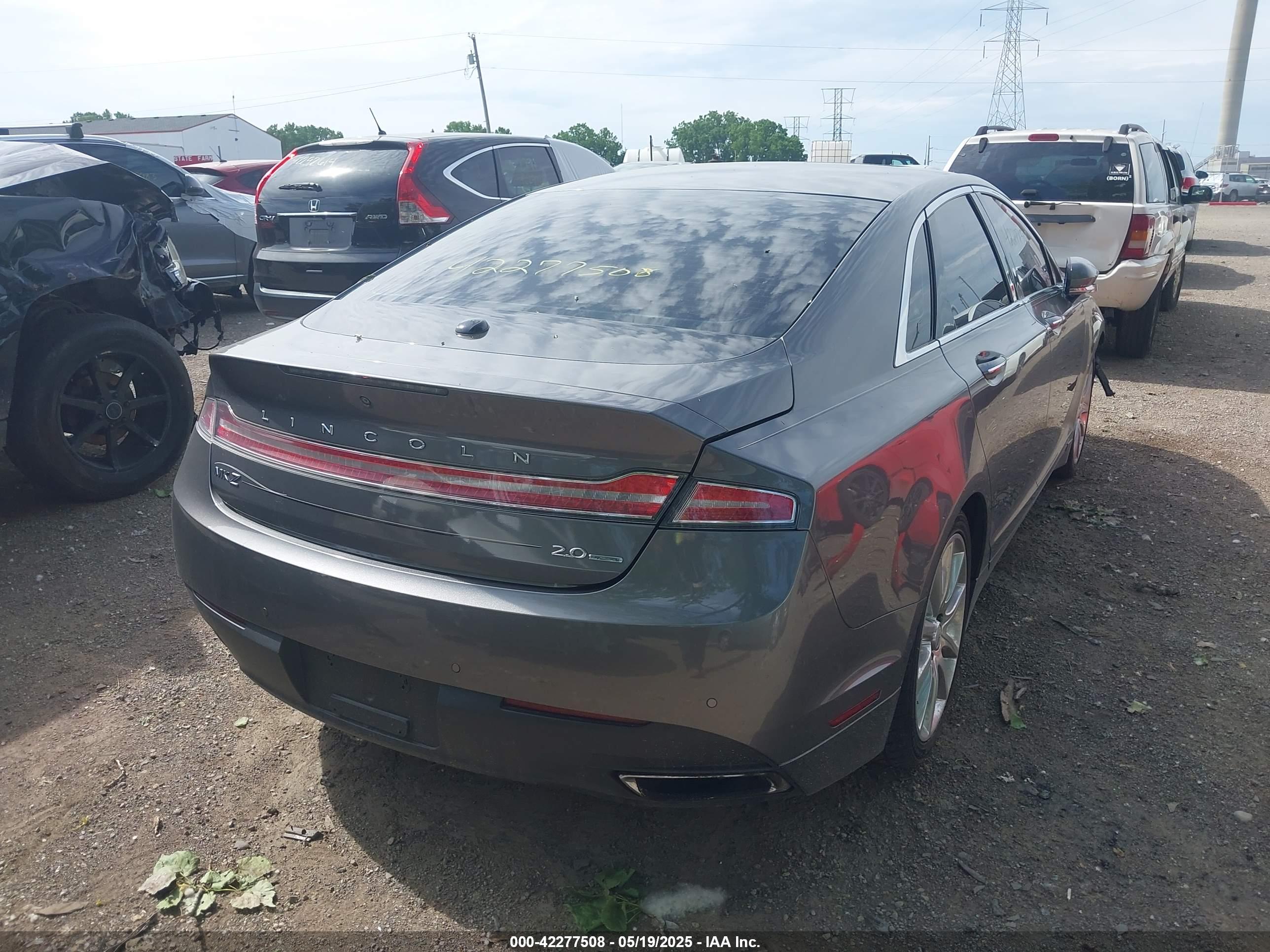 LINCOLN MKZ image 4