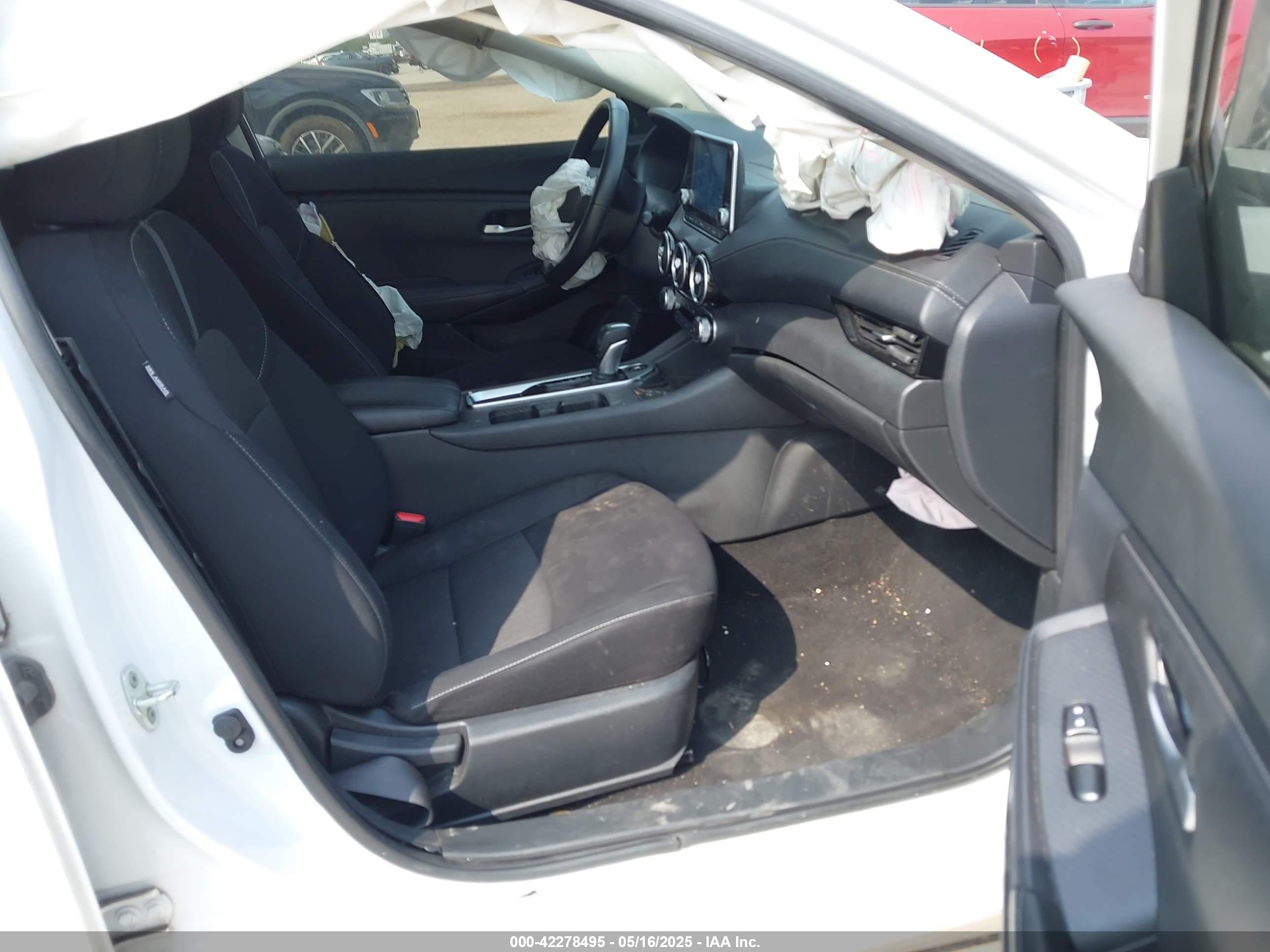 NISSAN SENTRA image 5