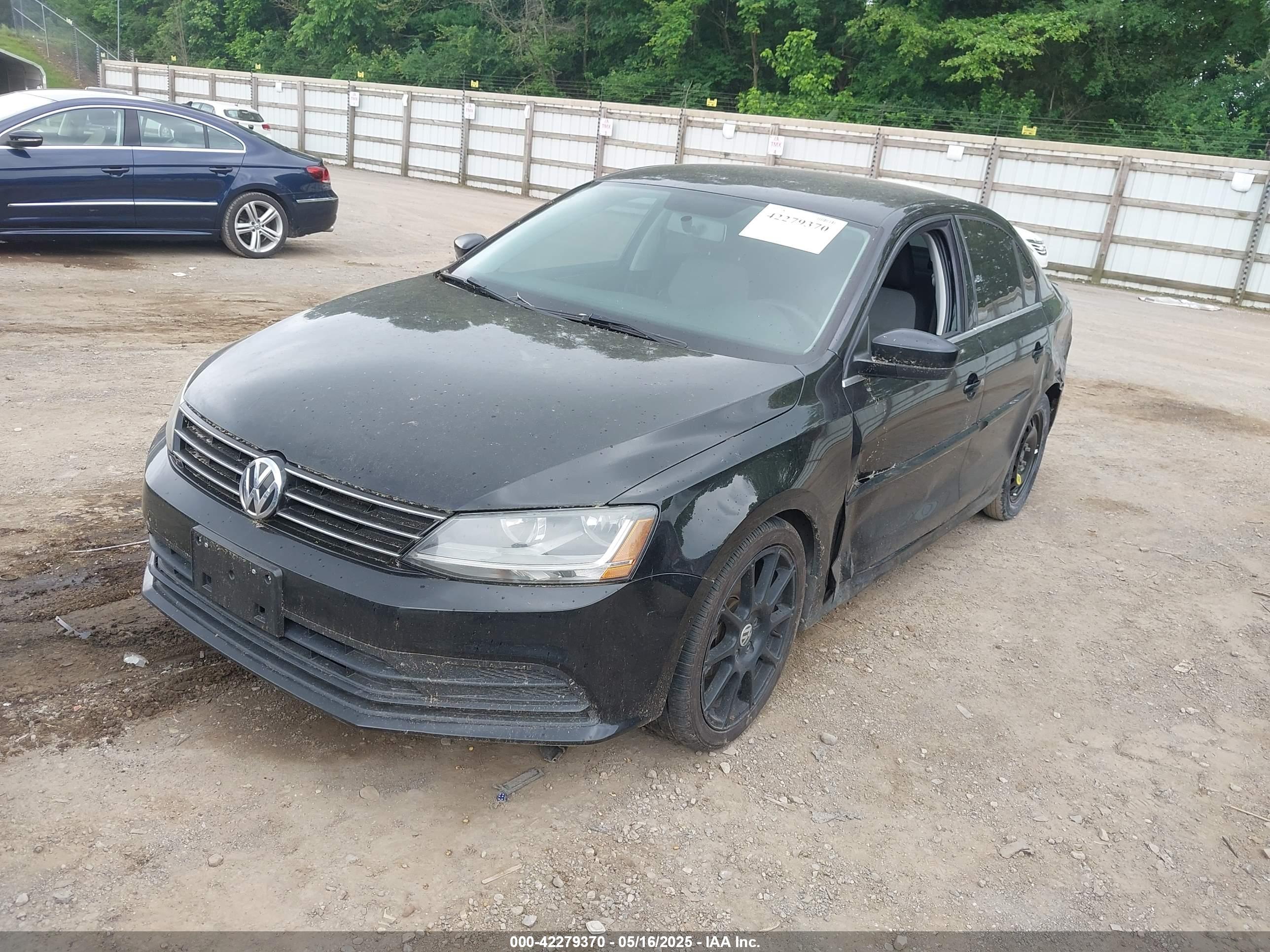 VOLKSWAGEN JETTA image 2
