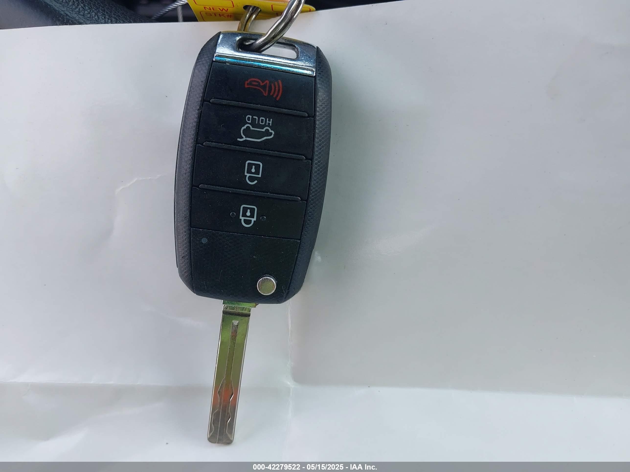 KIA SPORTAGE image 11