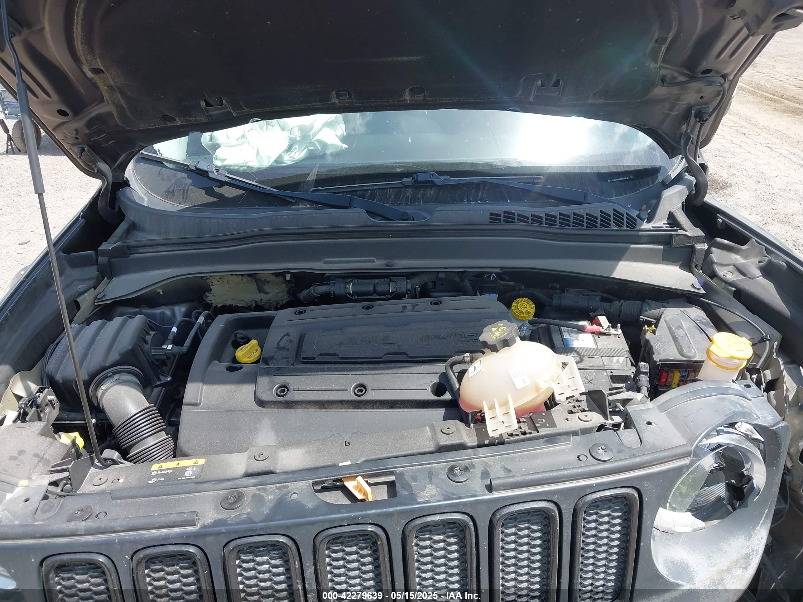 JEEP RENEGADE image 10