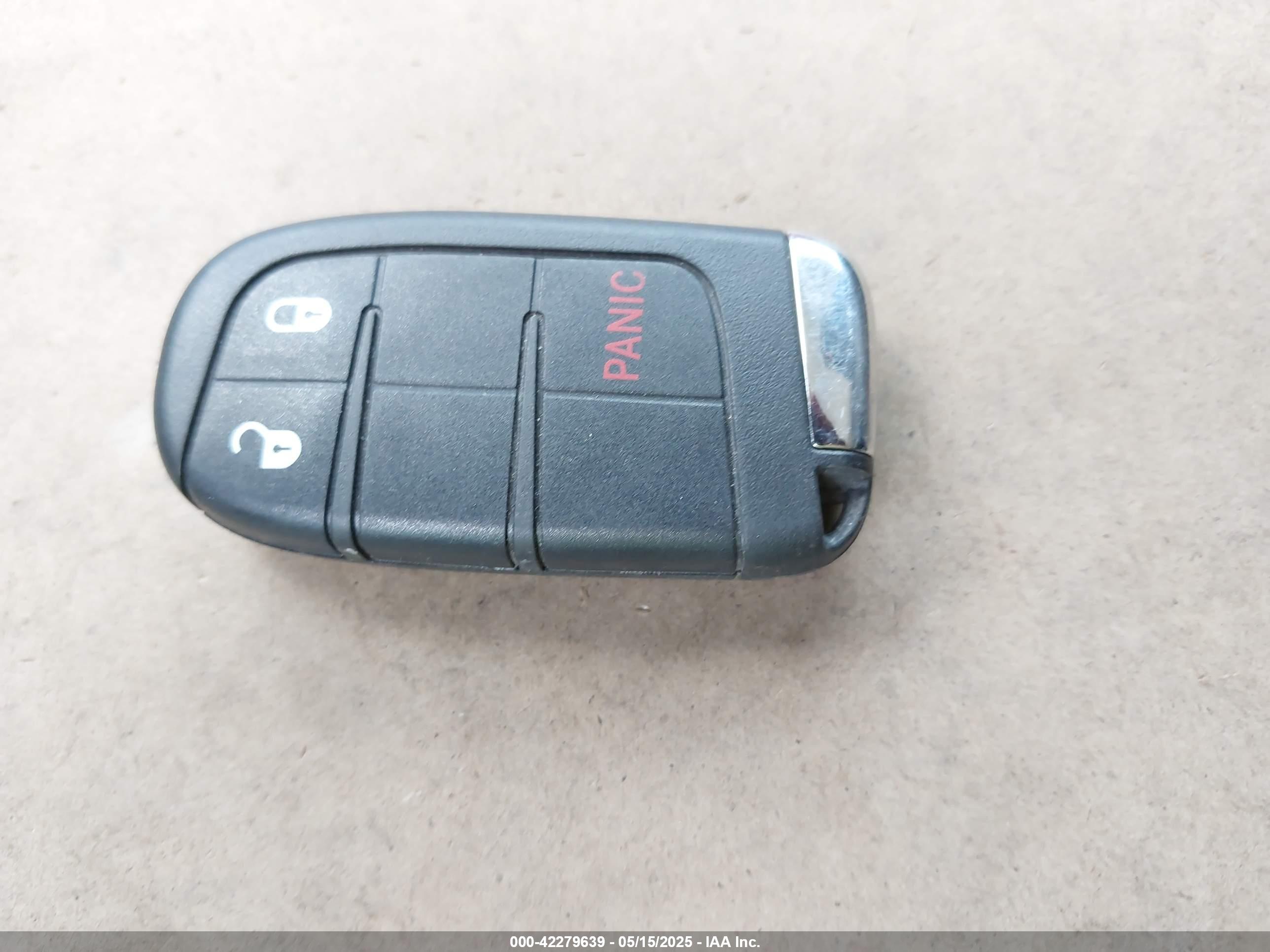 JEEP RENEGADE image 11
