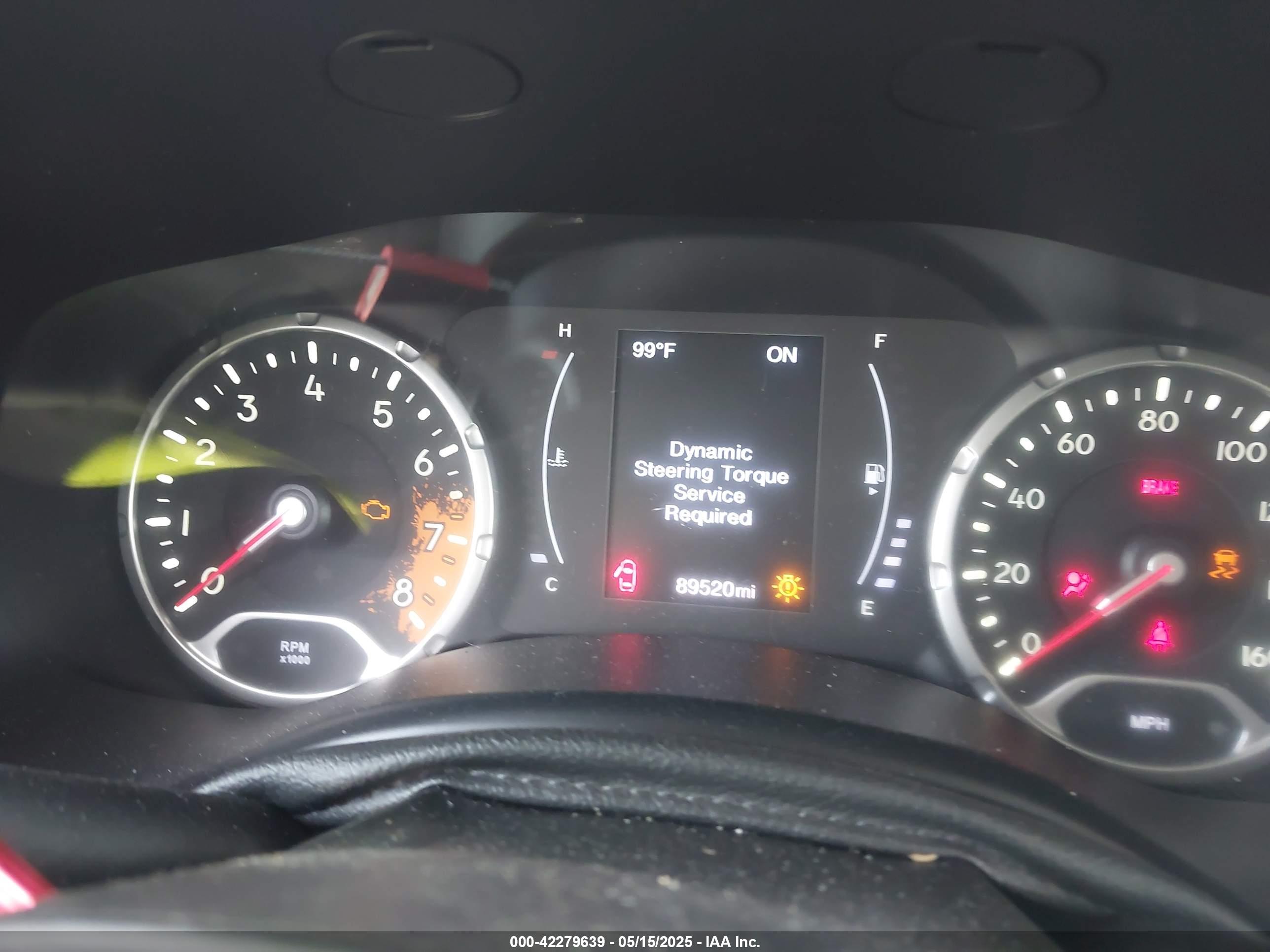 JEEP RENEGADE image 7