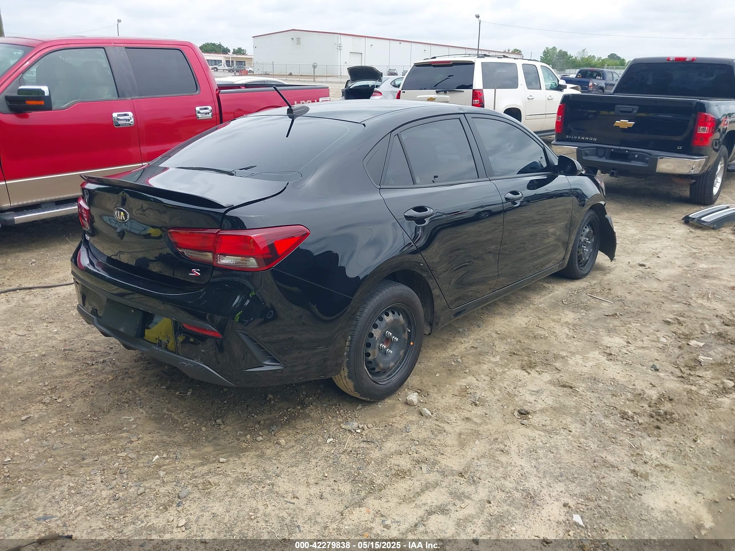 KIA RIO image 4
