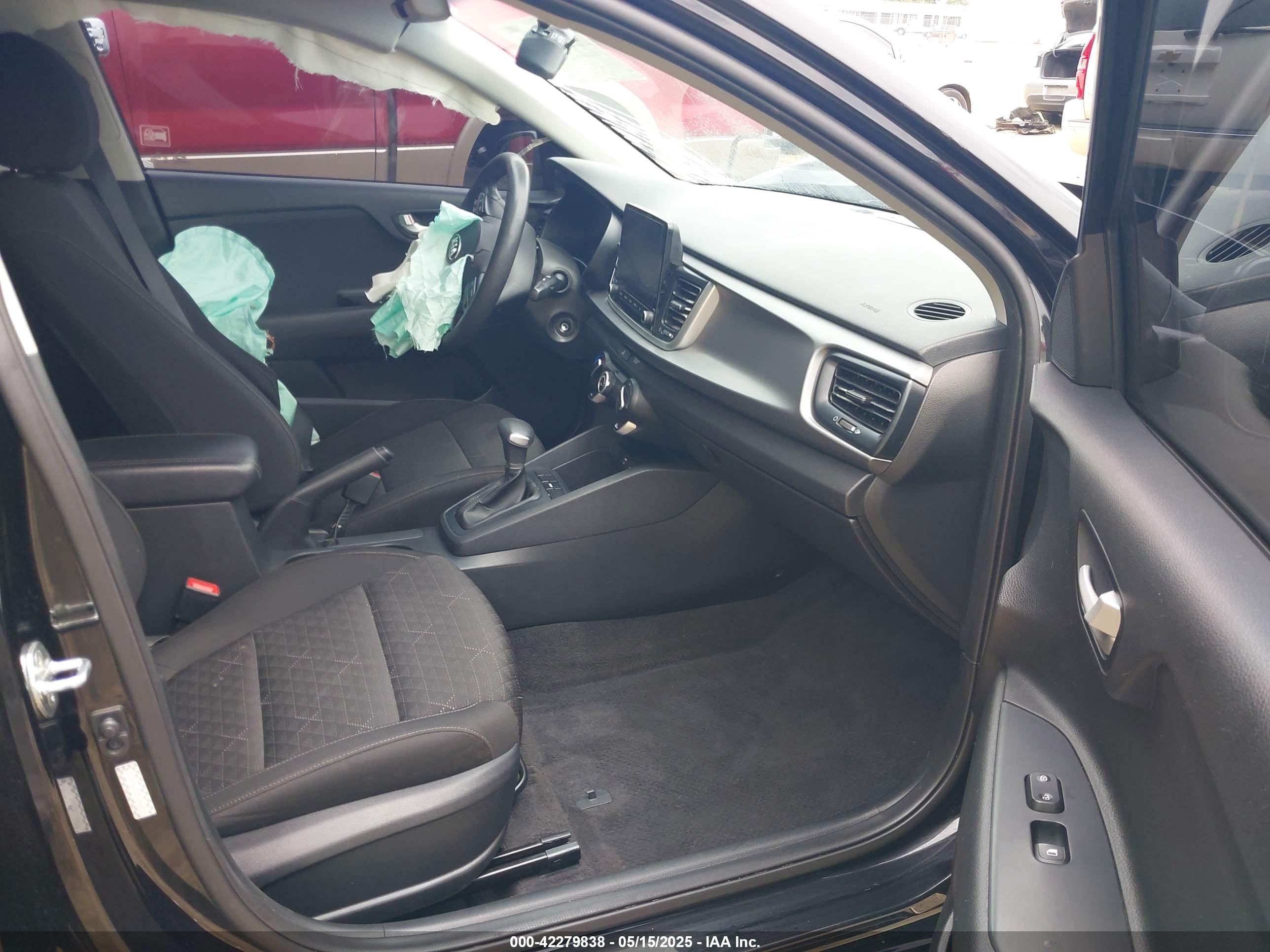 KIA RIO image 5