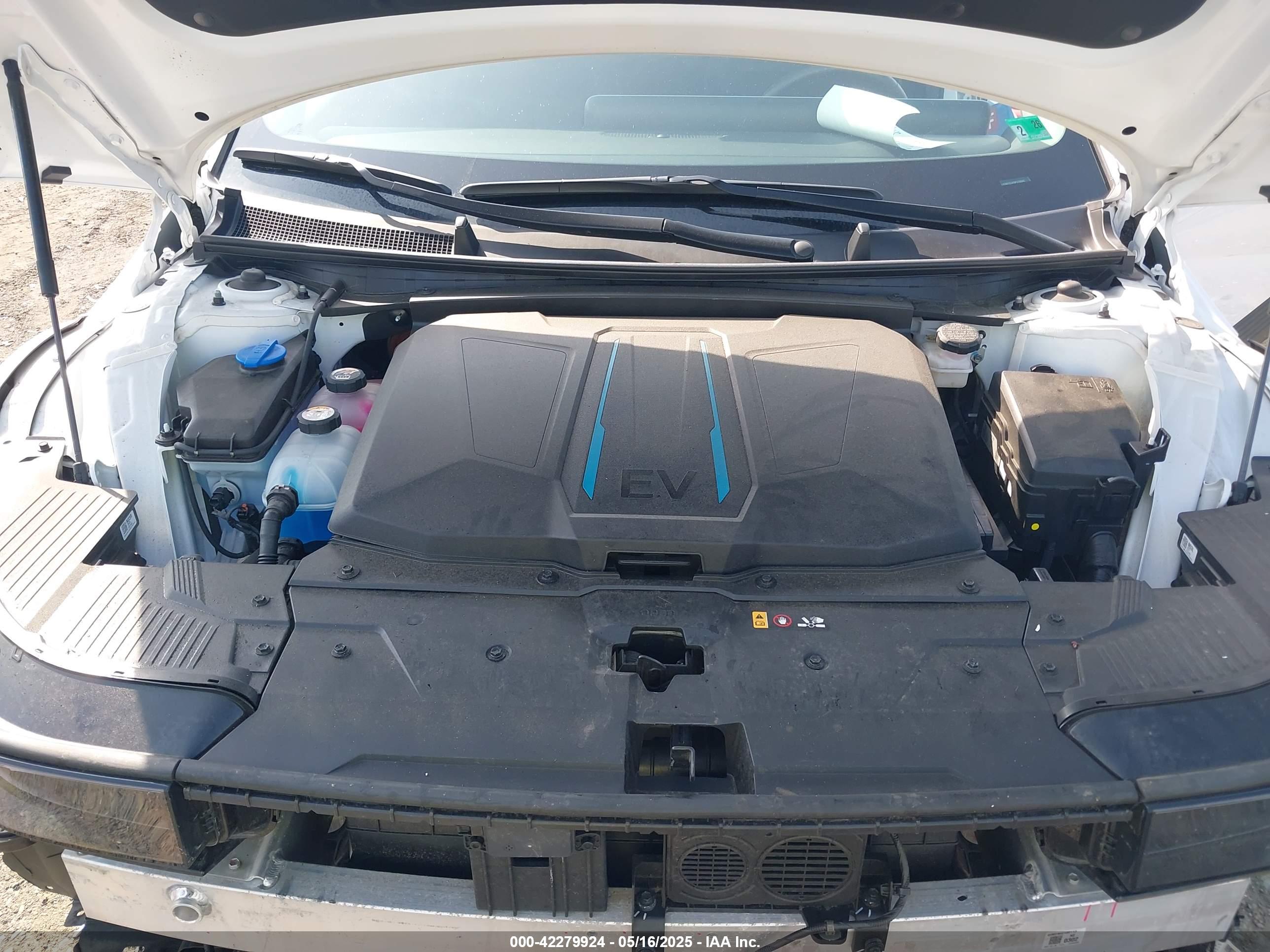 HYUNDAI IONIQ image 10