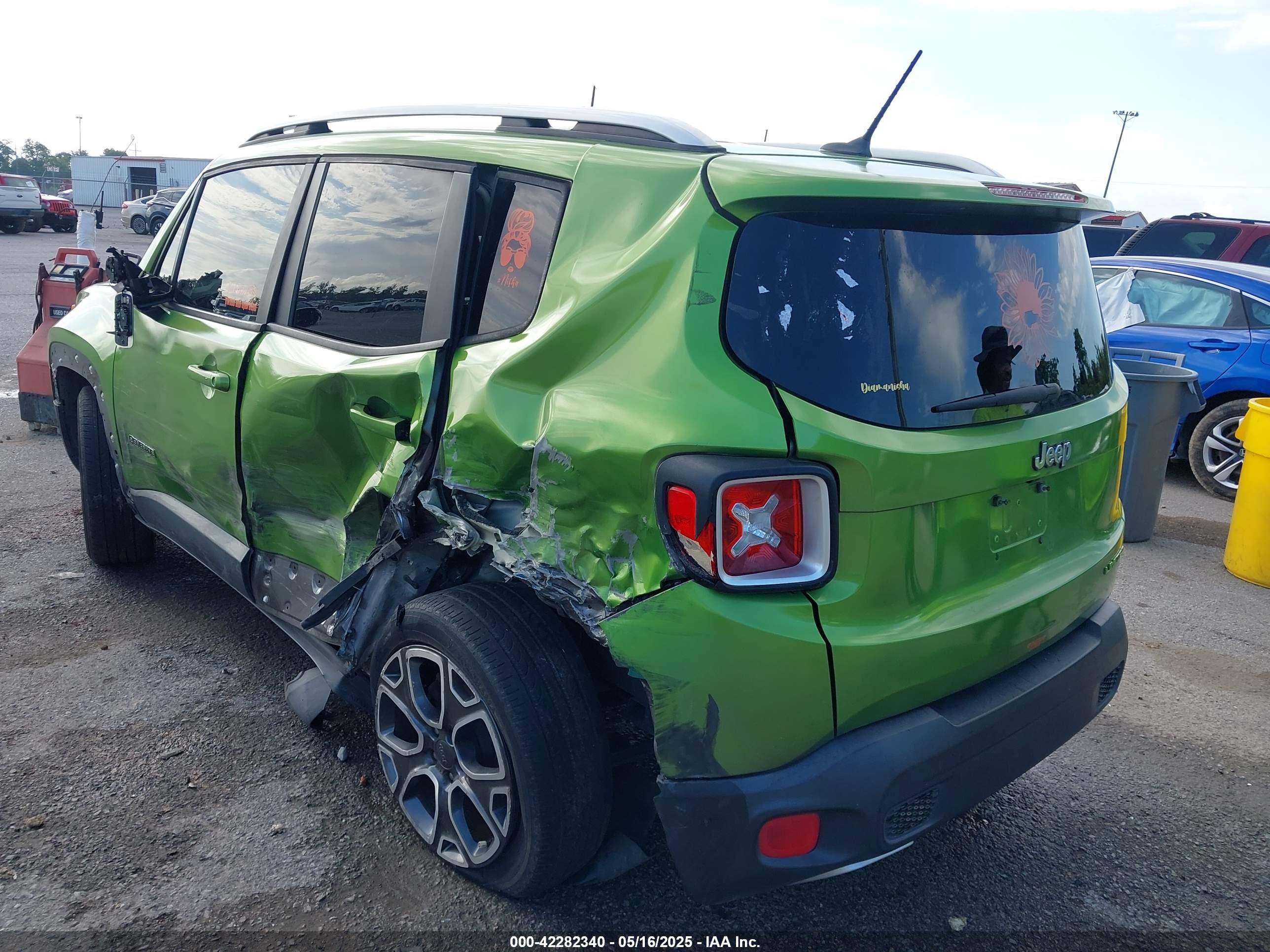 JEEP RENEGADE image 3