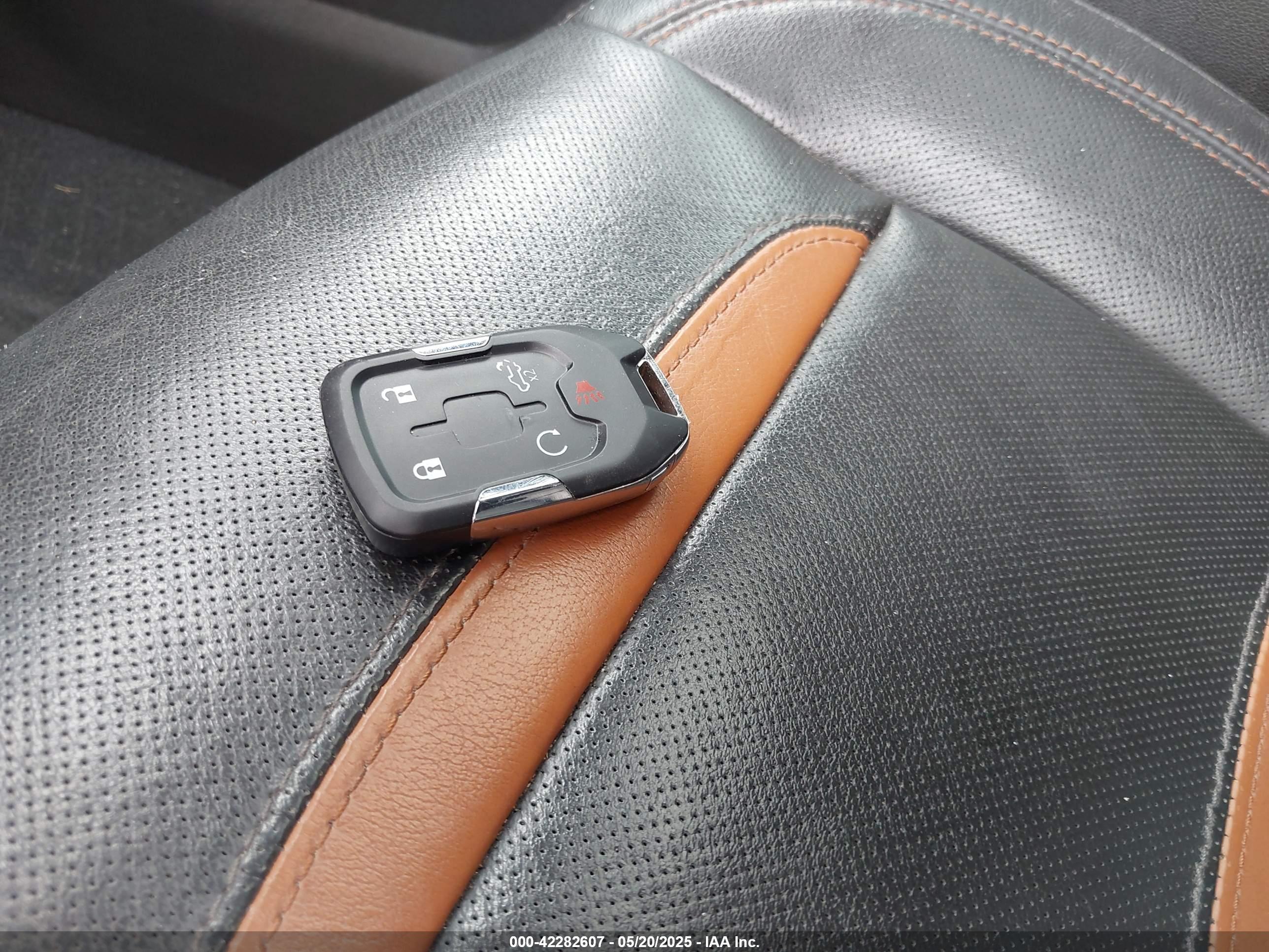 GMC SIERRA image 11