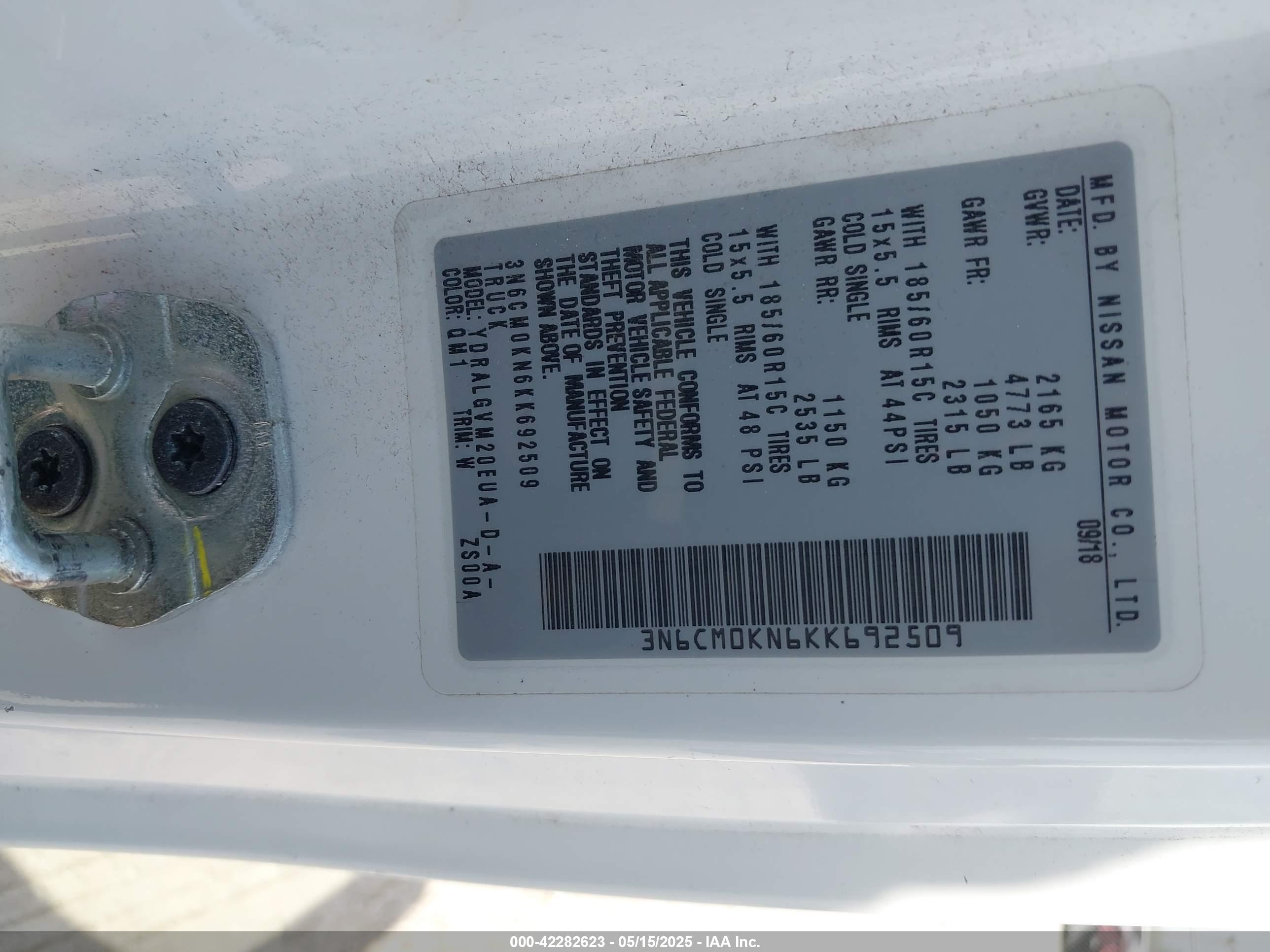 NISSAN NV200 image 9