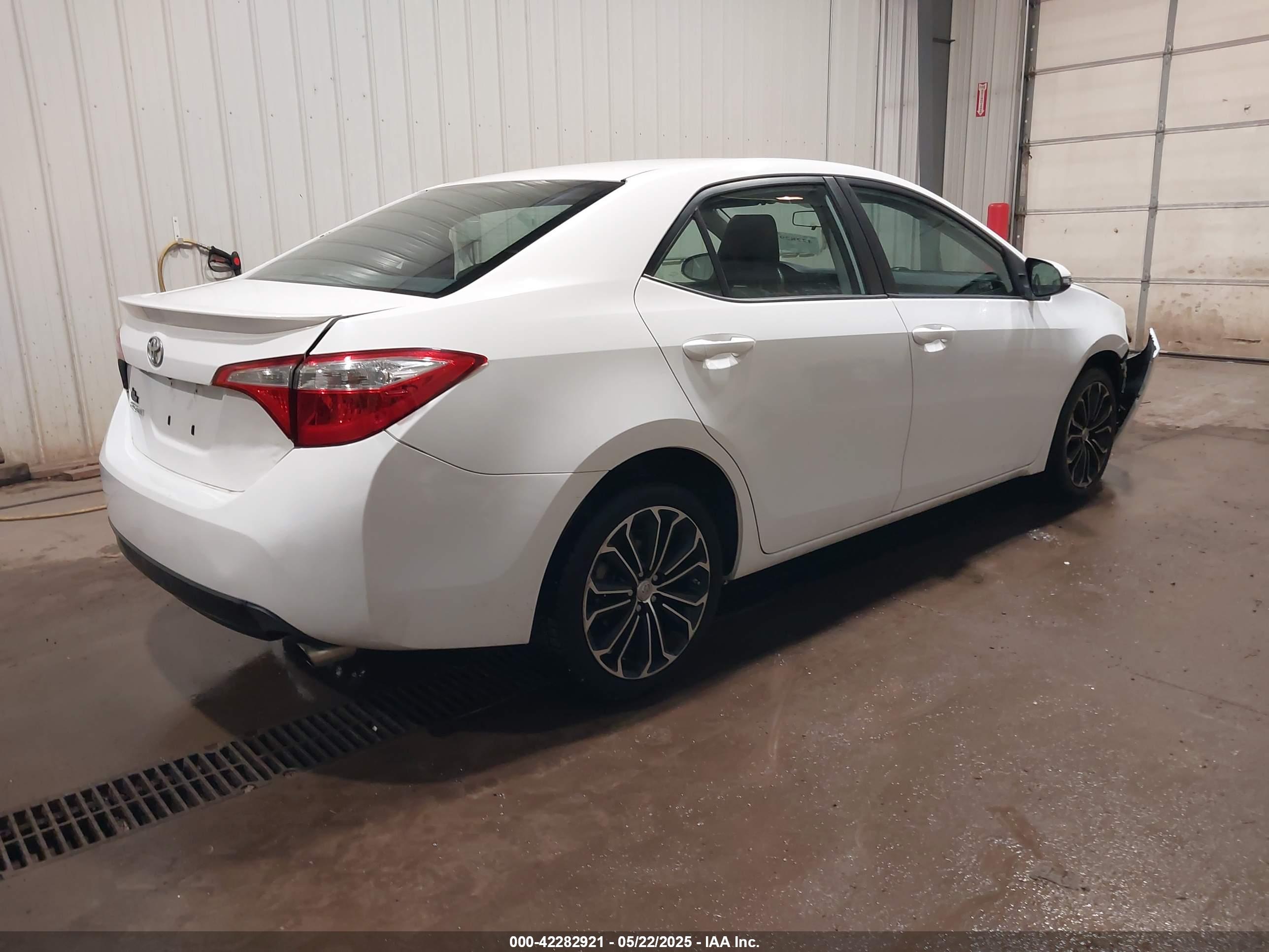 TOYOTA COROLLA image 4