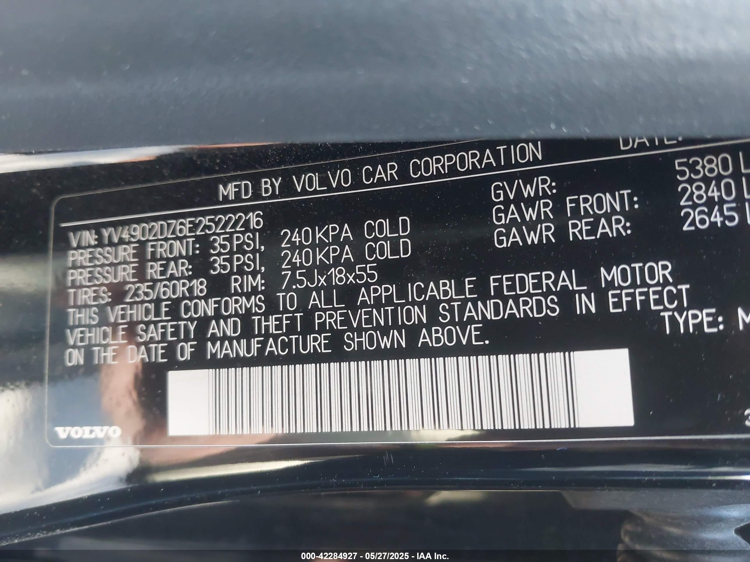 VOLVO XC60 image 9
