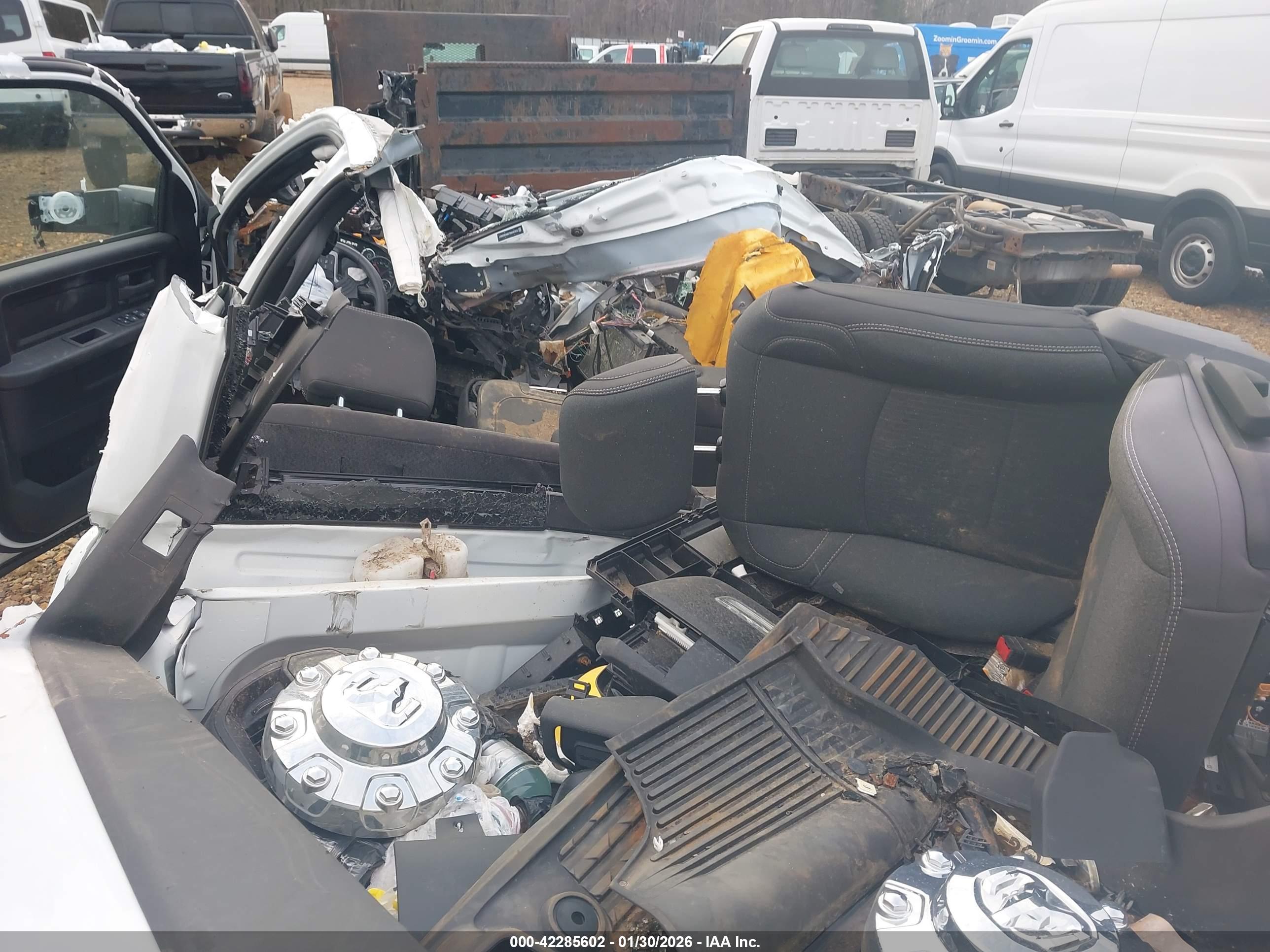 RAM 3500 image 7