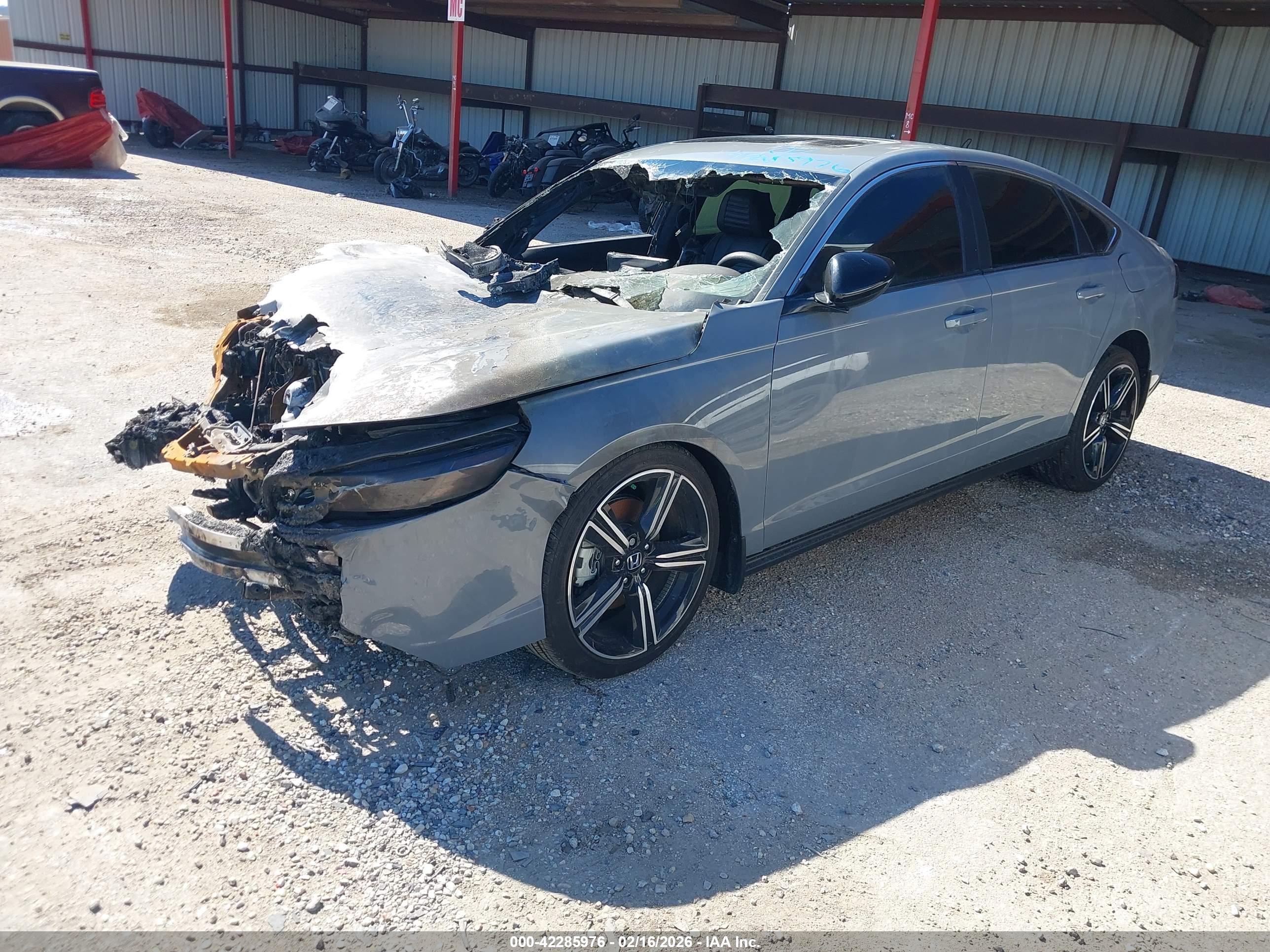 HONDA ACCORD image 2