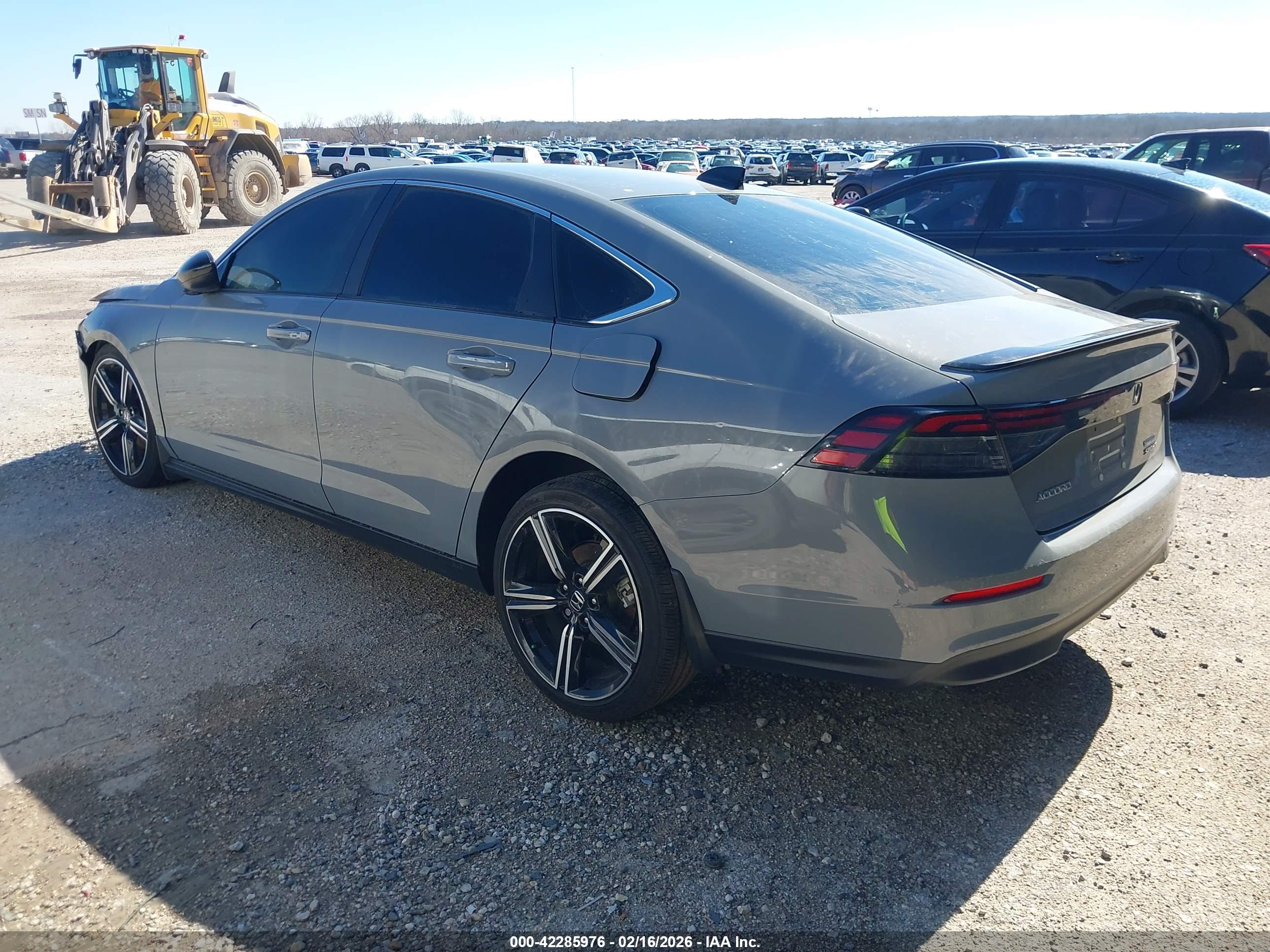HONDA ACCORD image 3