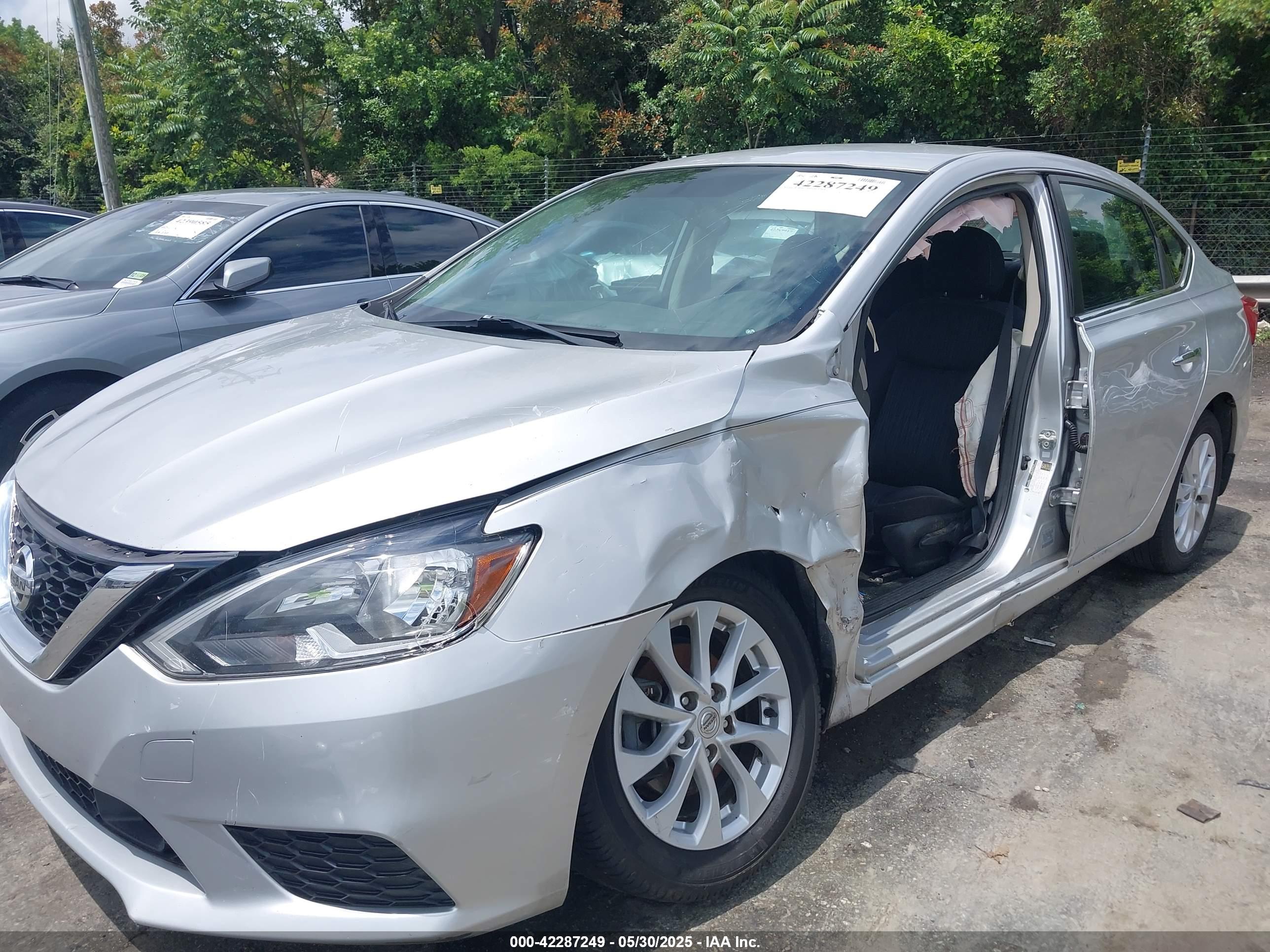 NISSAN SENTRA image 6