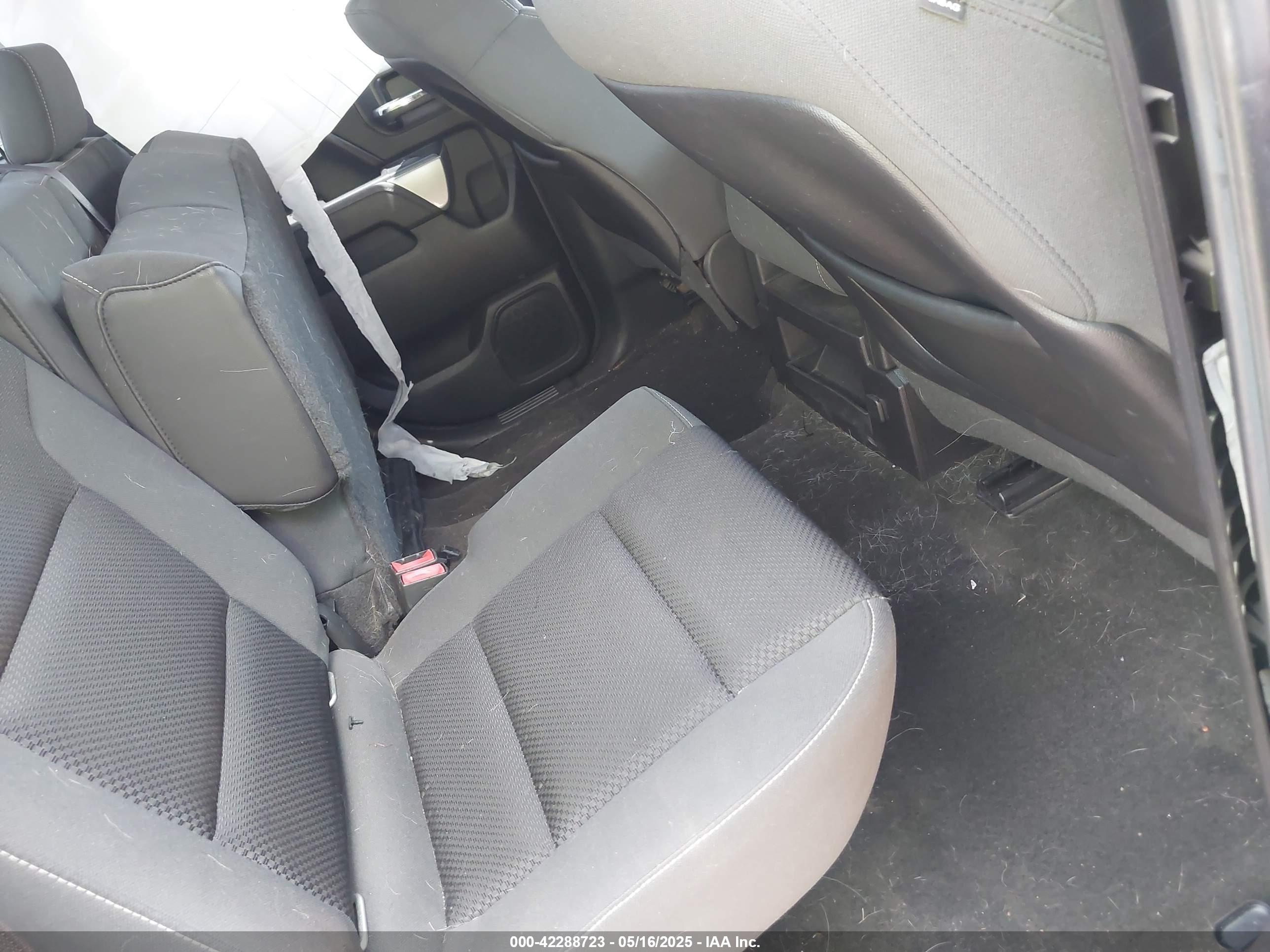 CHEVROLET SILVERADO image 8