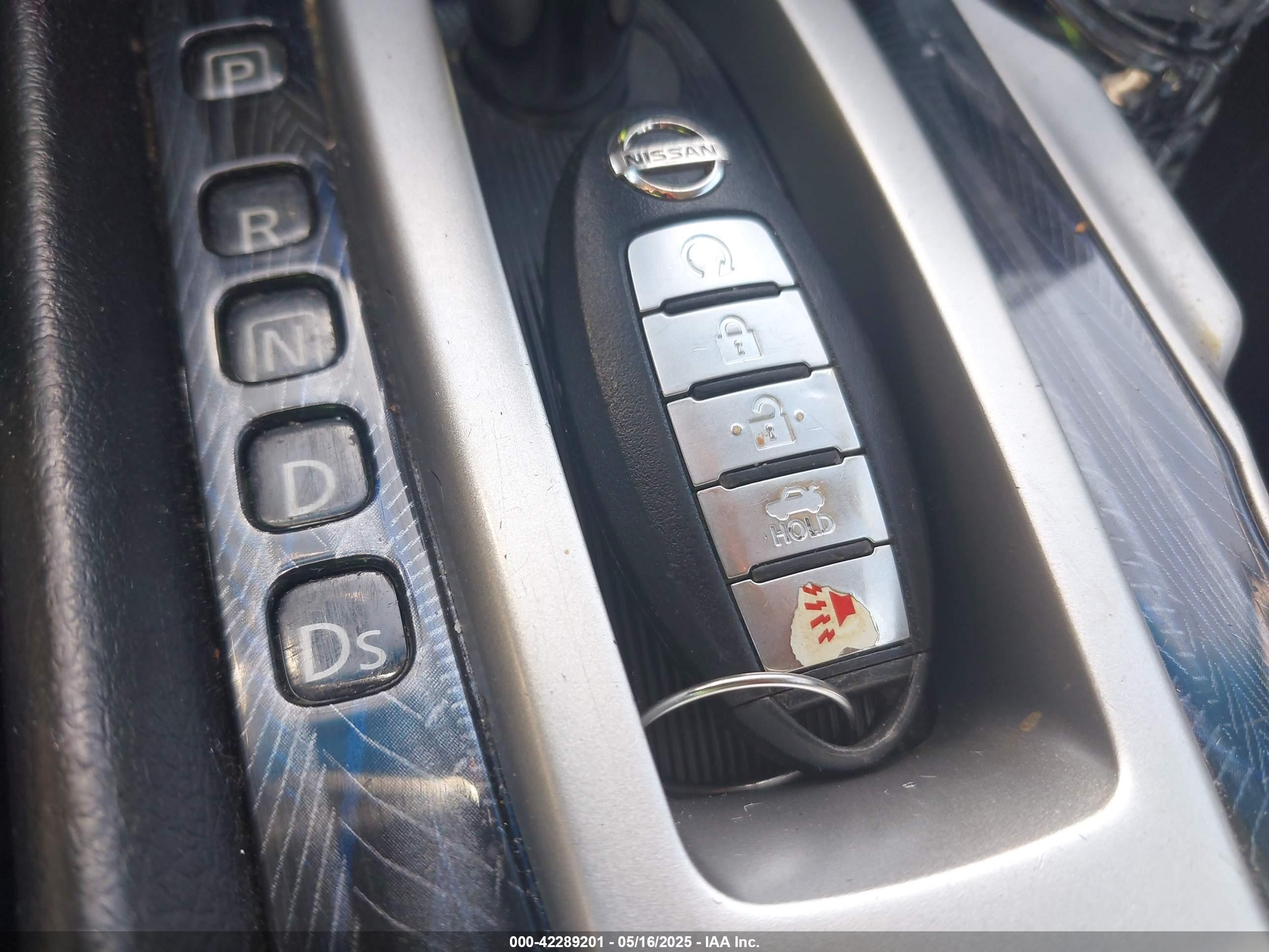 NISSAN ALTIMA image 11