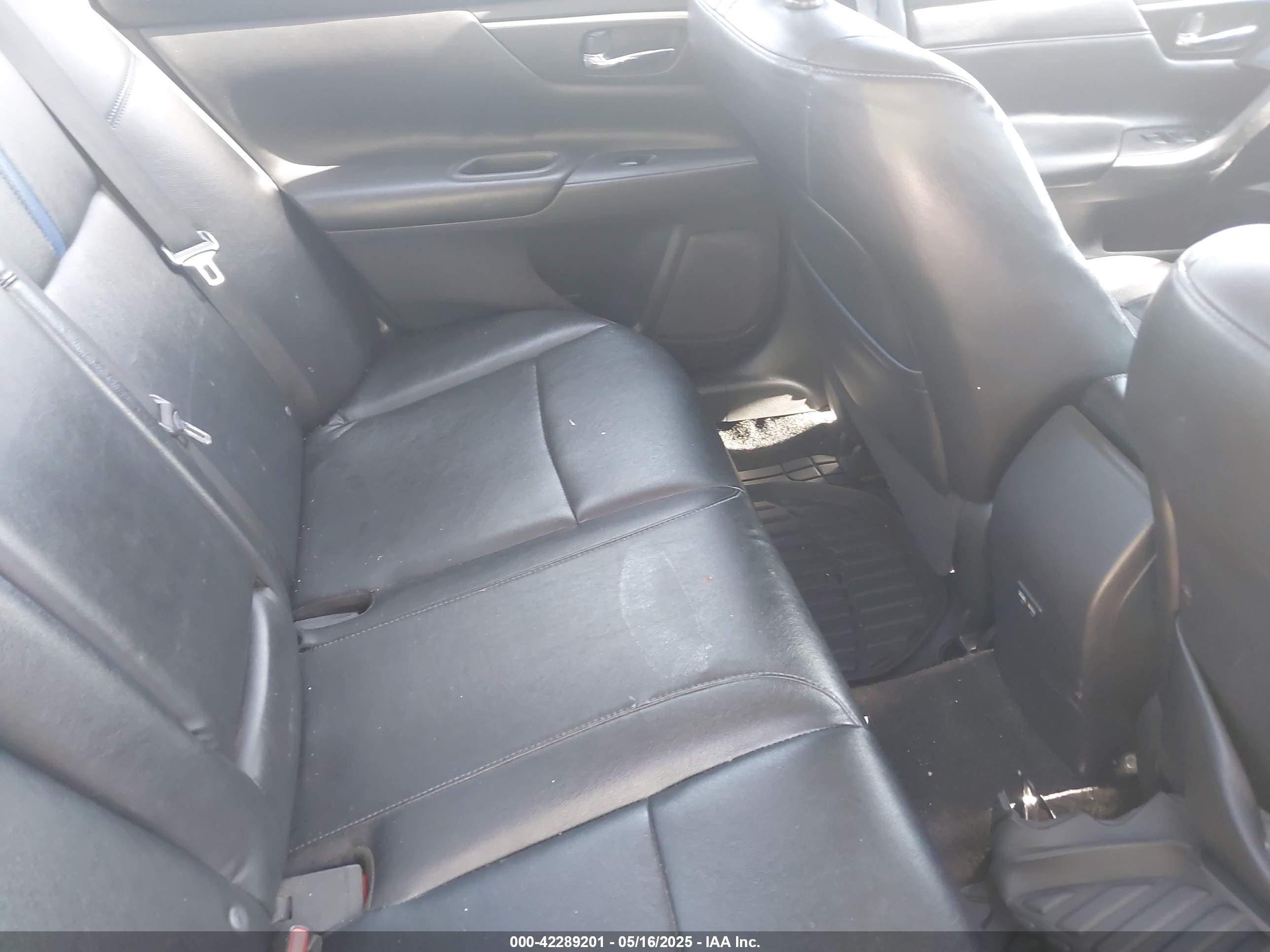 NISSAN ALTIMA image 8