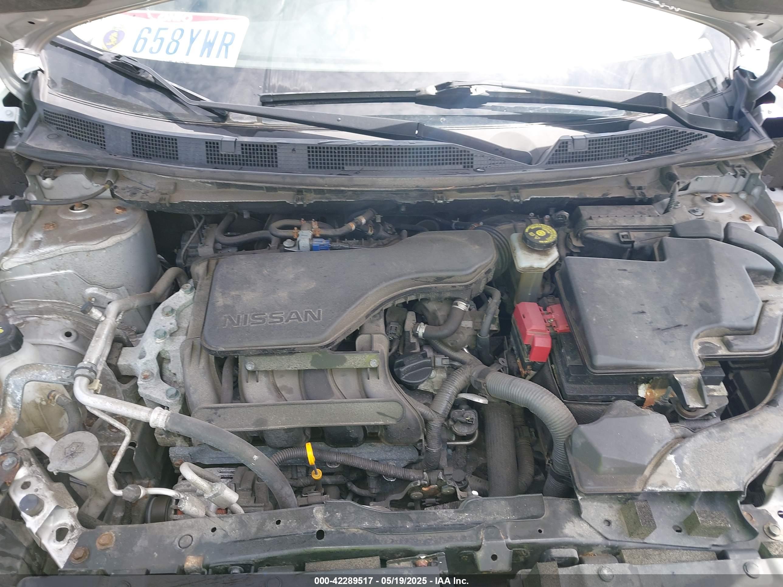 NISSAN ROGUE image 10