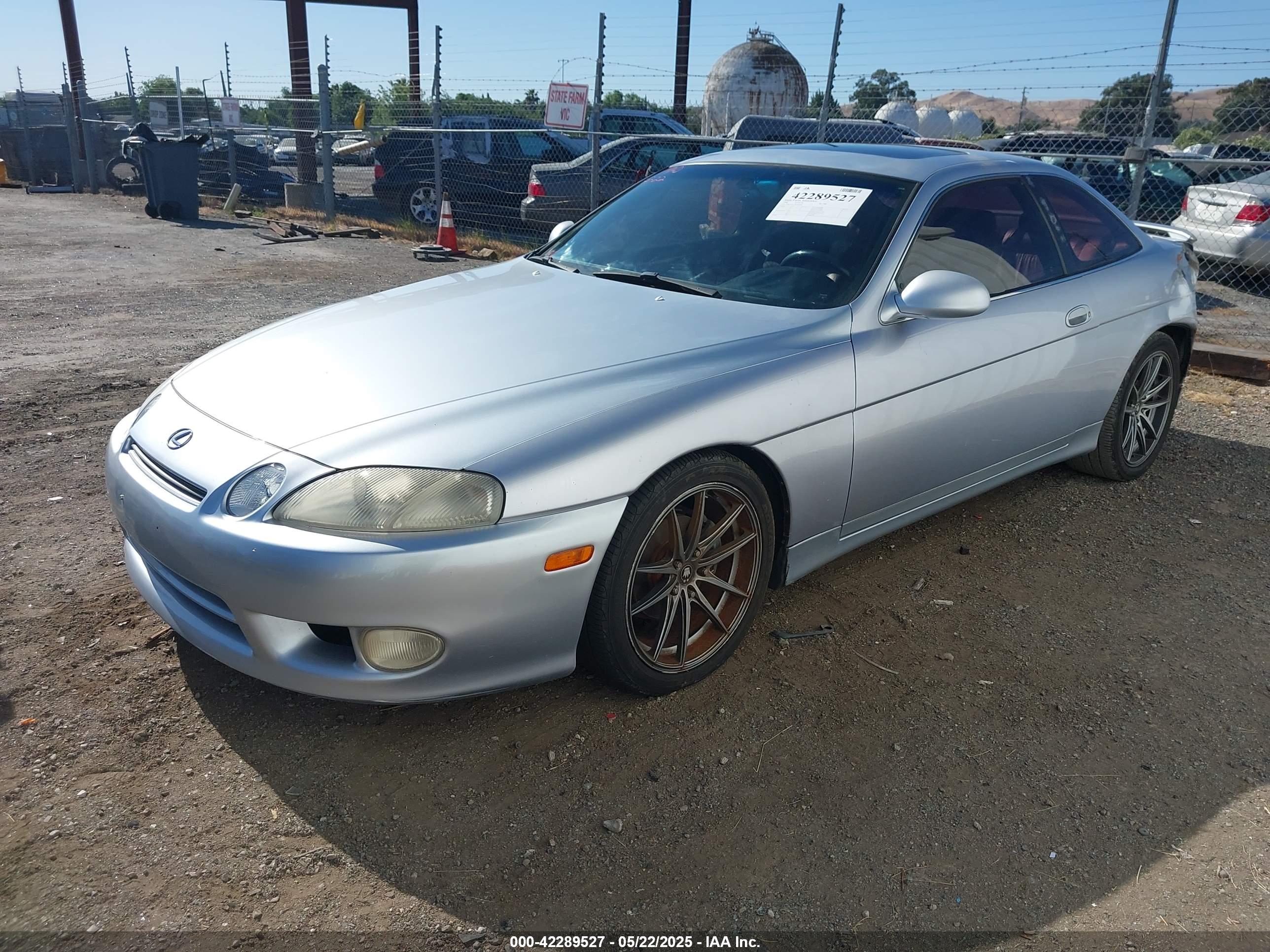 LEXUS SC image 2