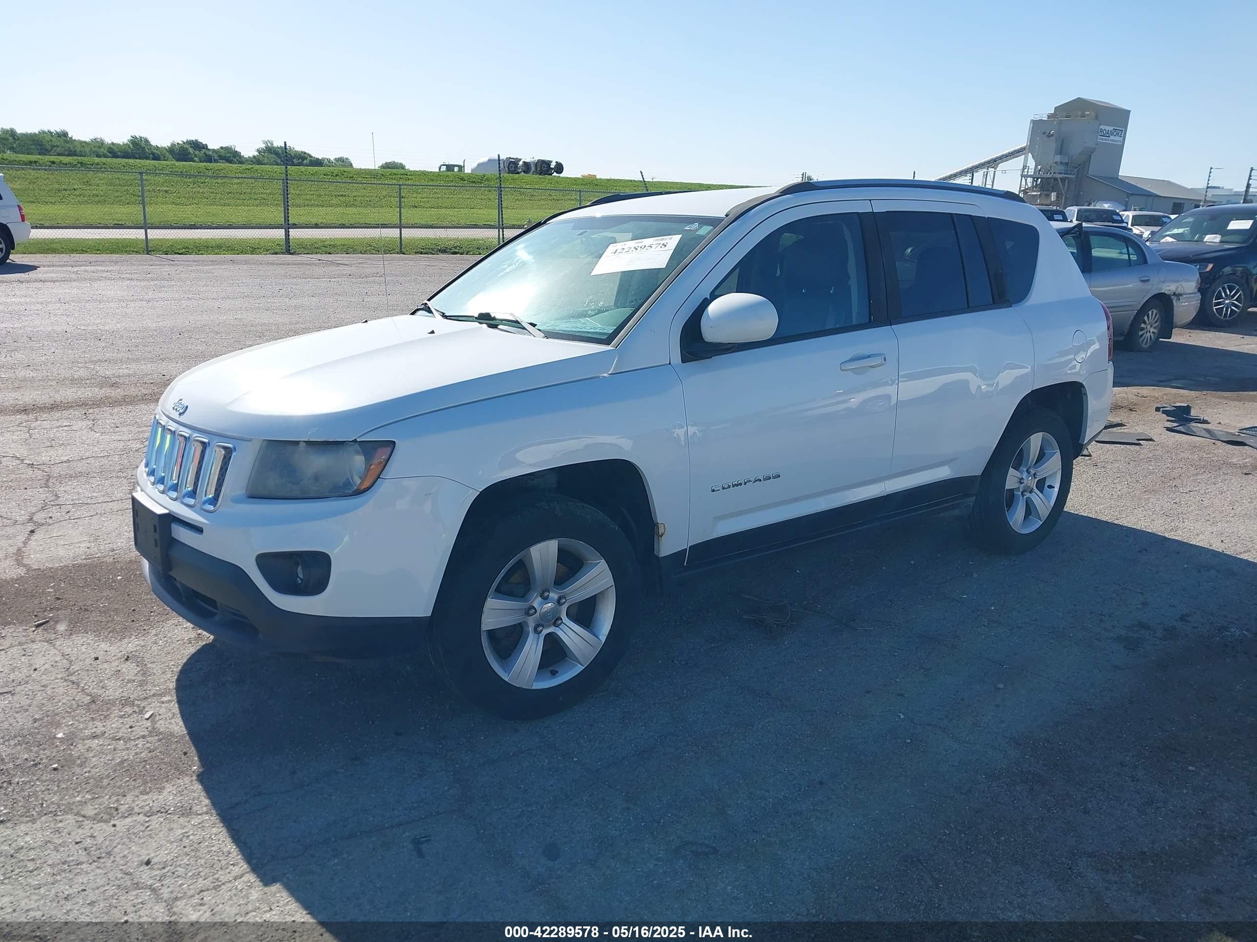 JEEP COMPASS image 2