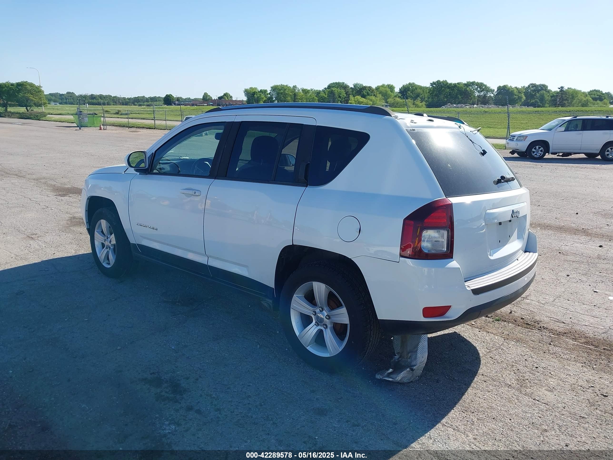 JEEP COMPASS image 3