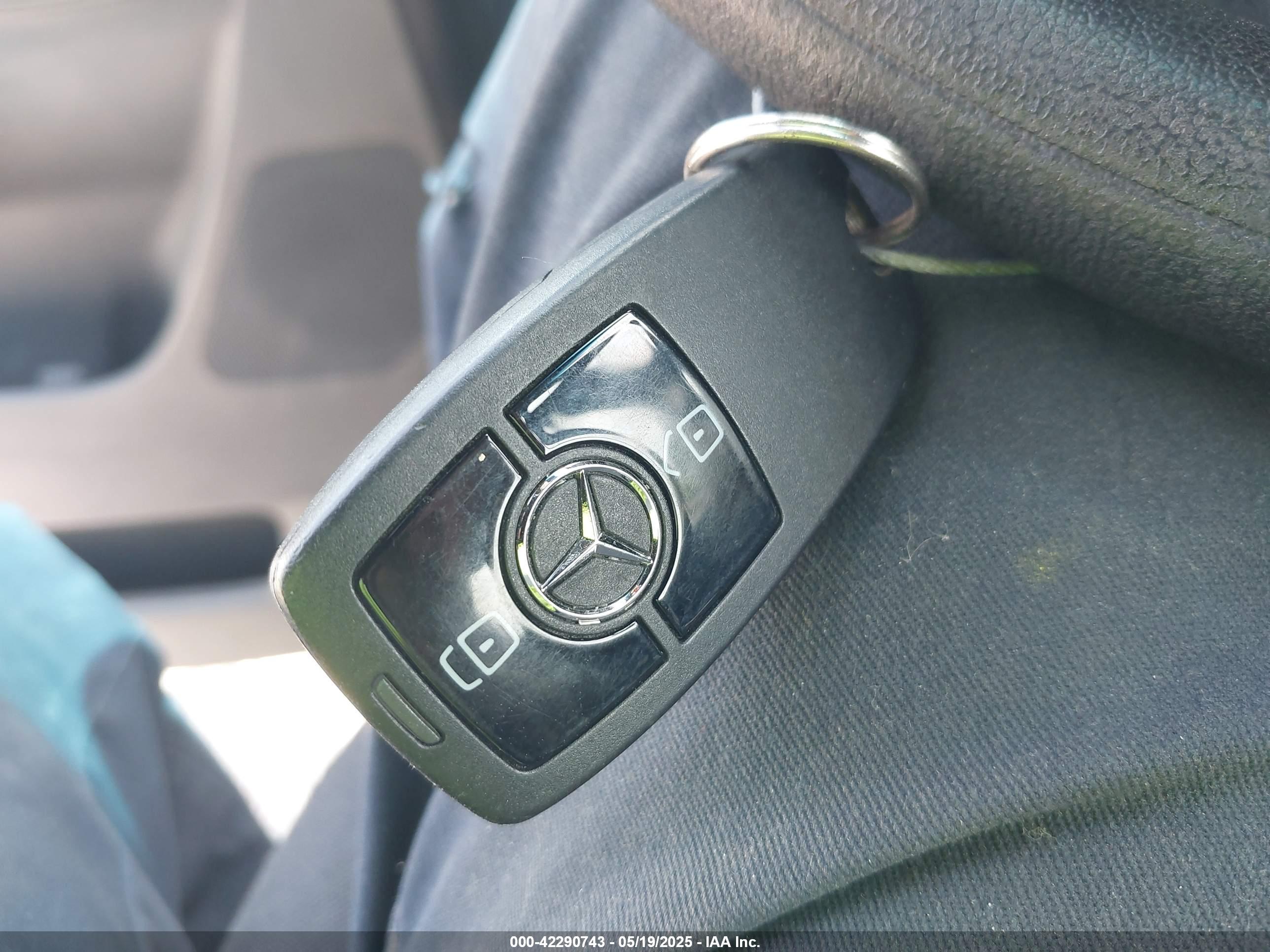 MERCEDES-BENZ SPRINTER image 11