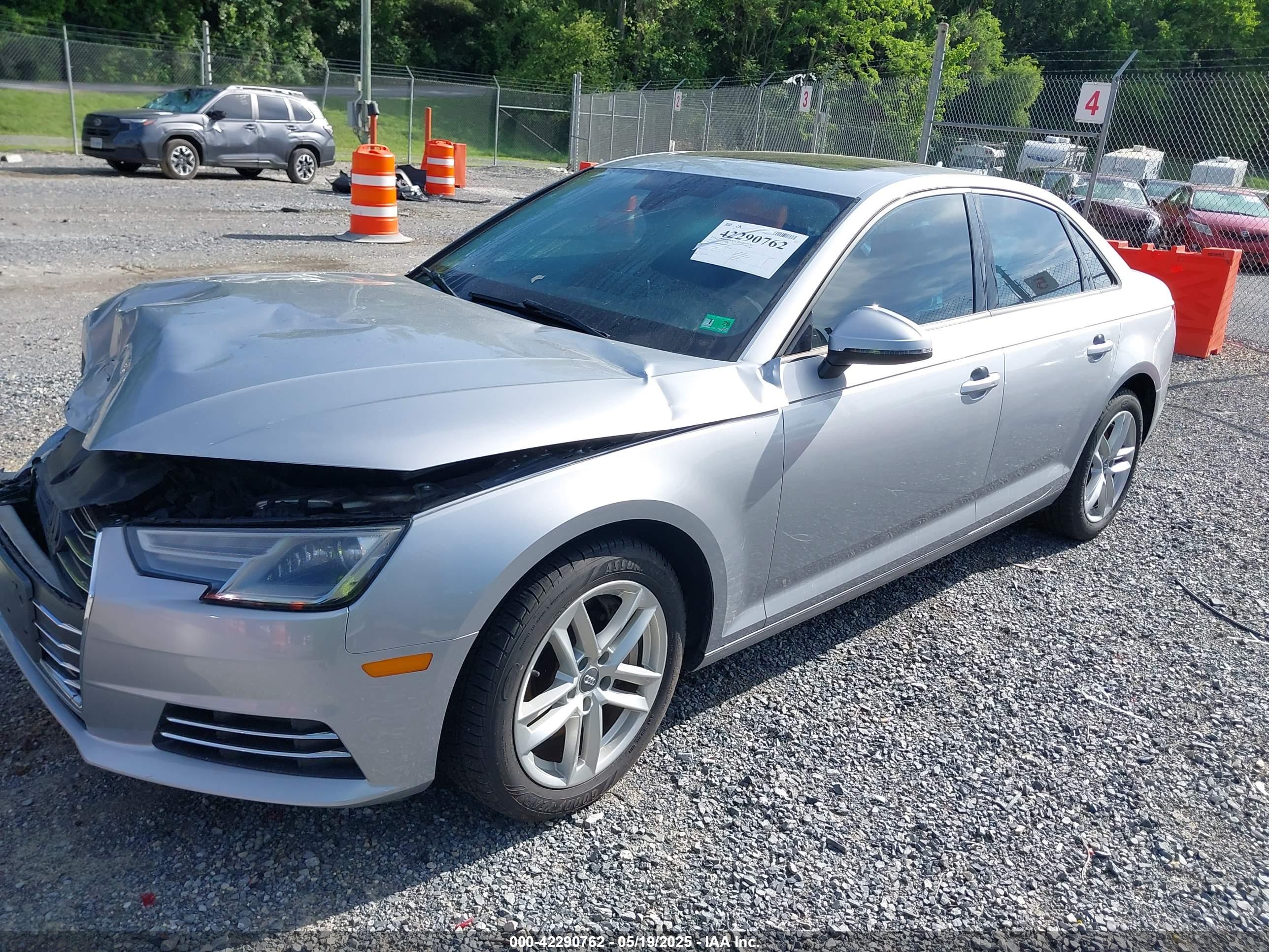 AUDI A4 image 2
