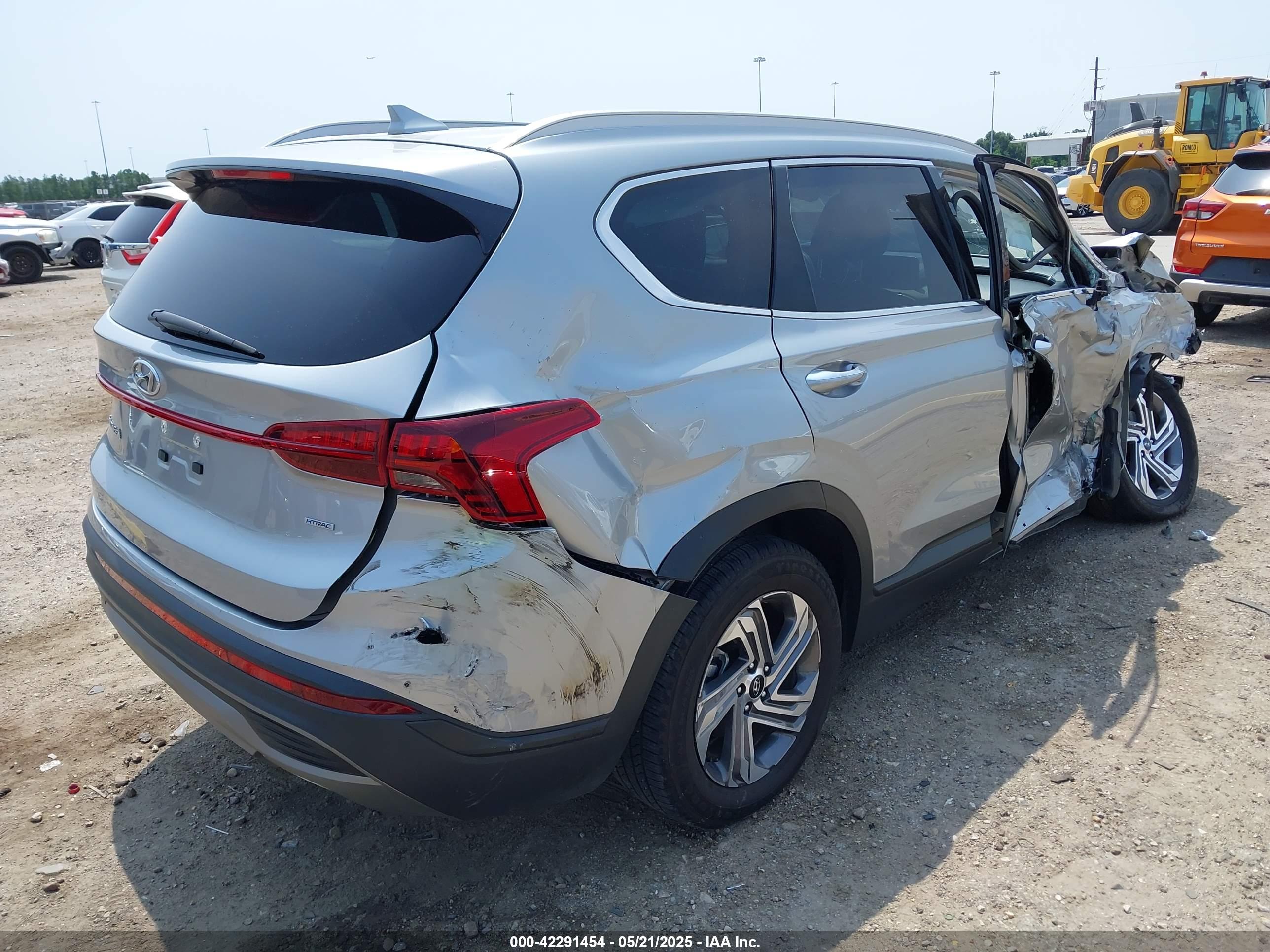 HYUNDAI SANTA image 4