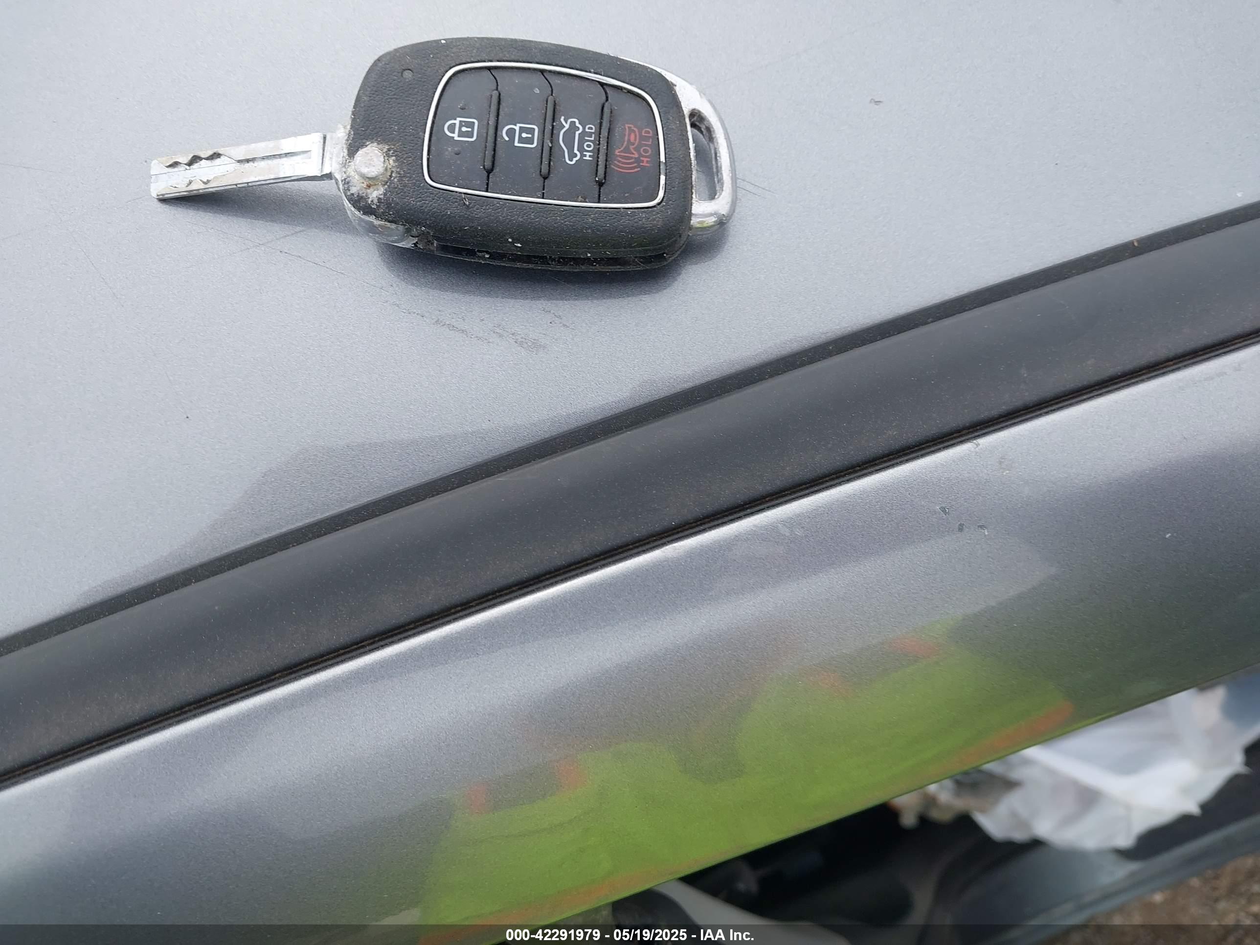 HYUNDAI SONATA image 11