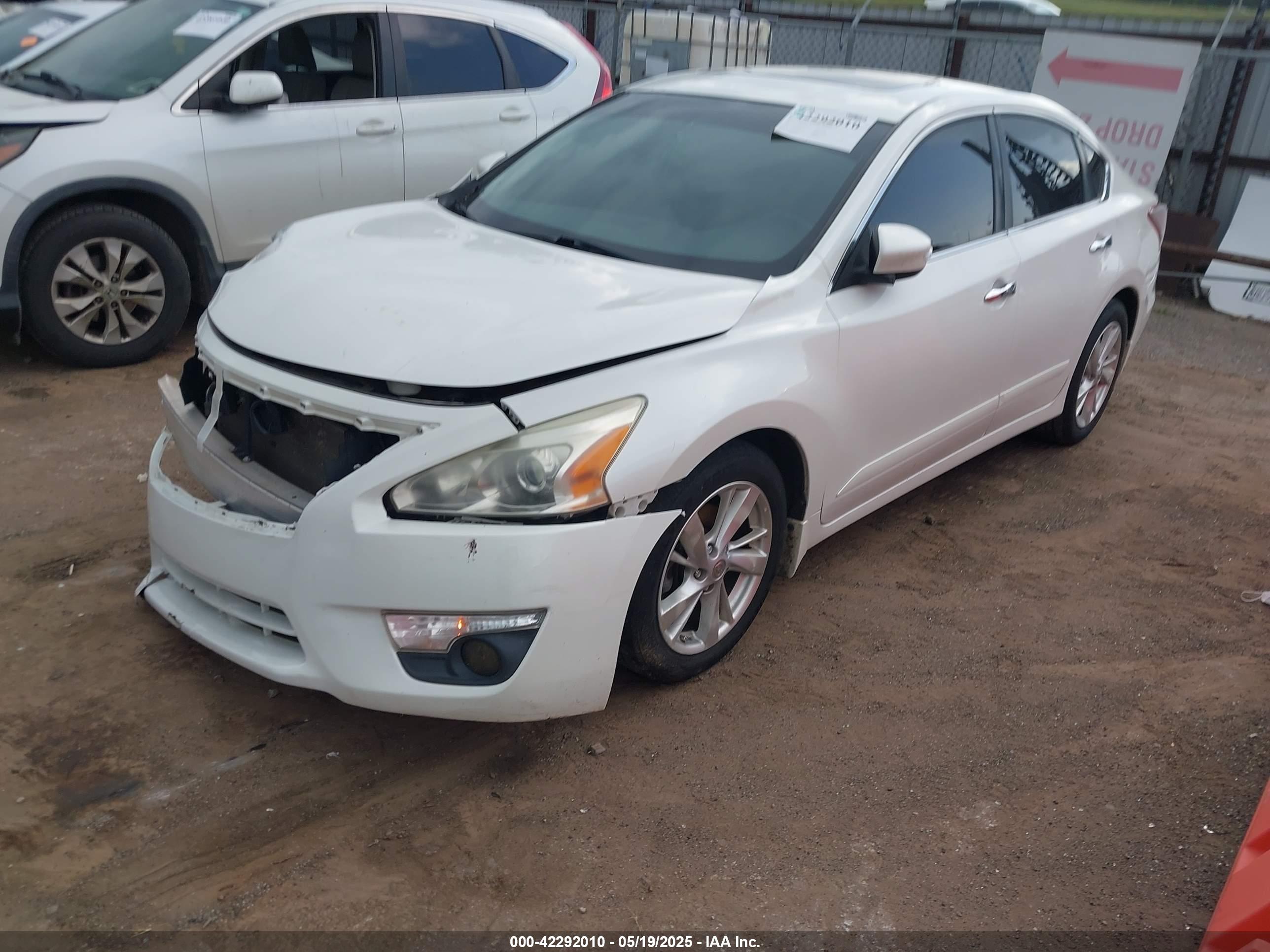 NISSAN ALTIMA image 2